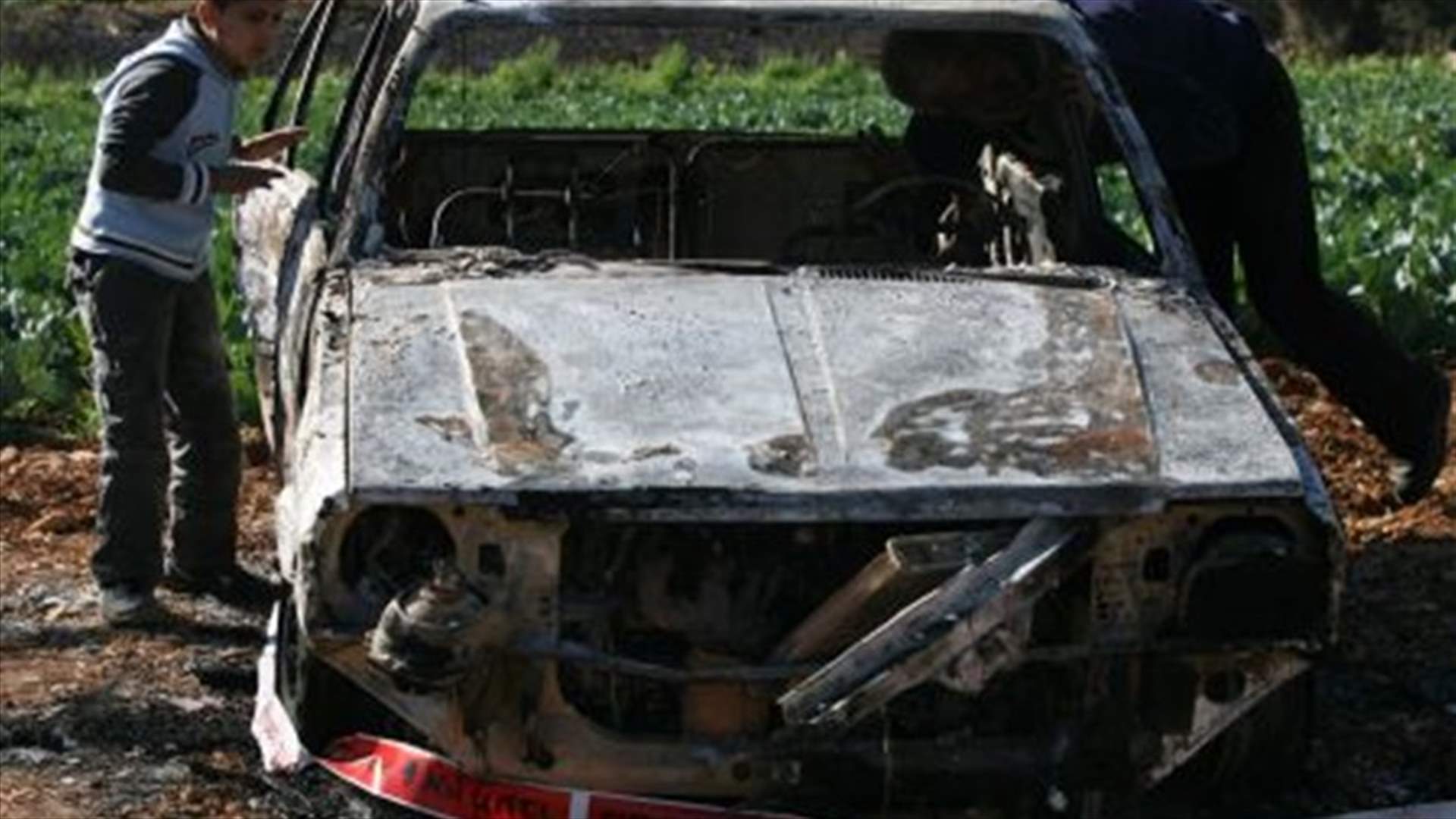Palestinian cars burned, Hebrew graffiti at scene 
