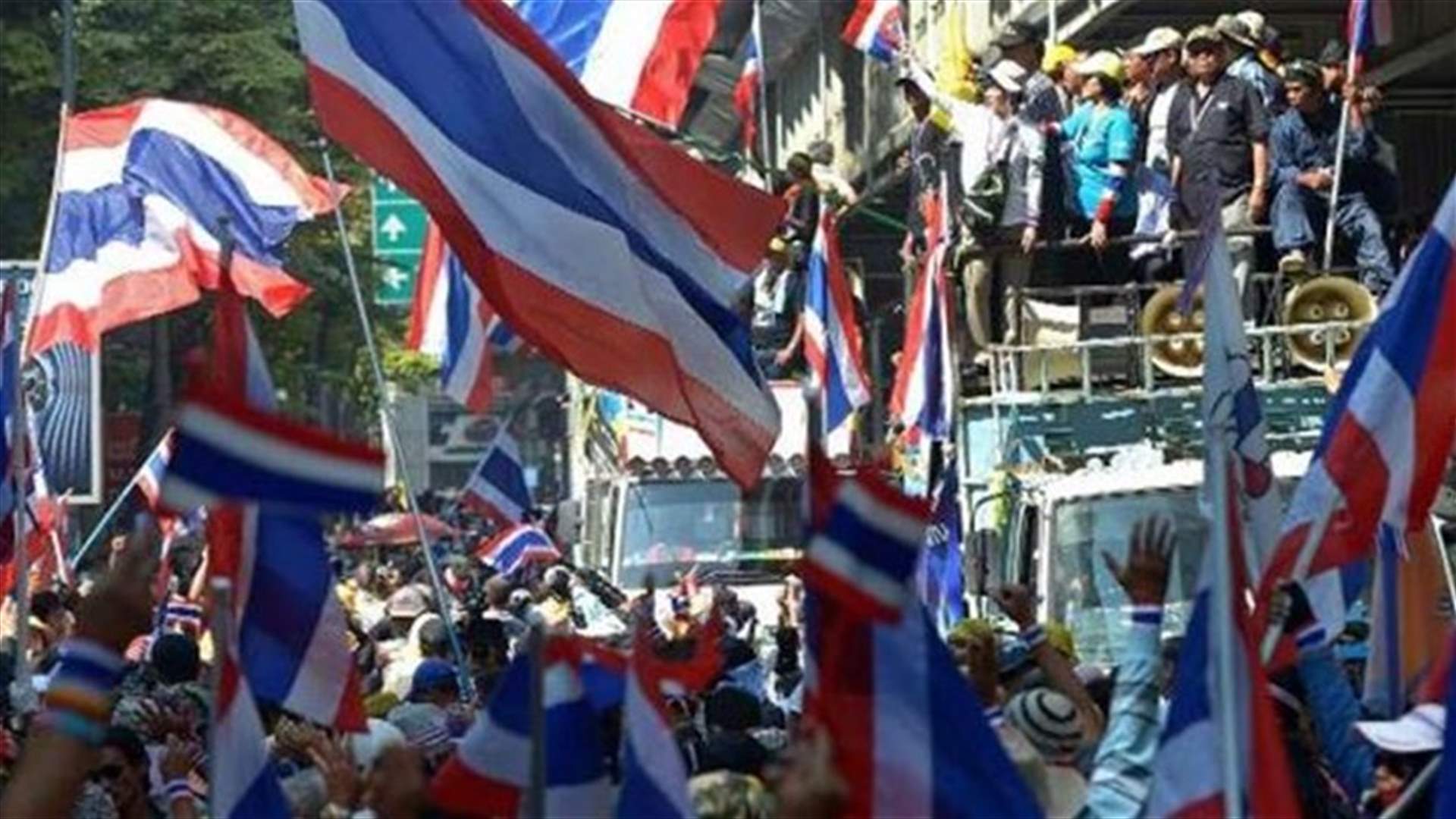 Thai army bans groups of more than five people from gathering