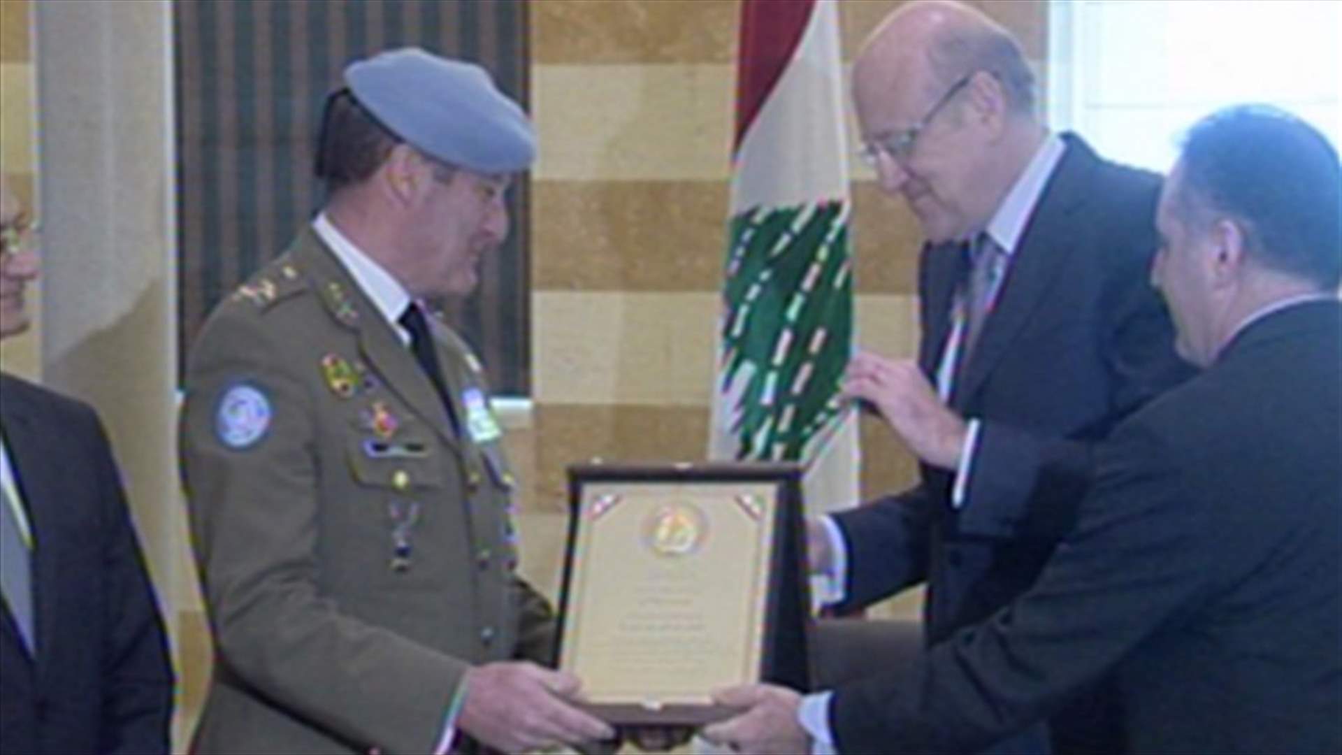 ميقاتي : مهمة اليونيفل لن تكون منجزة قبل تسليم الجيش اللبناني حفظ الامن