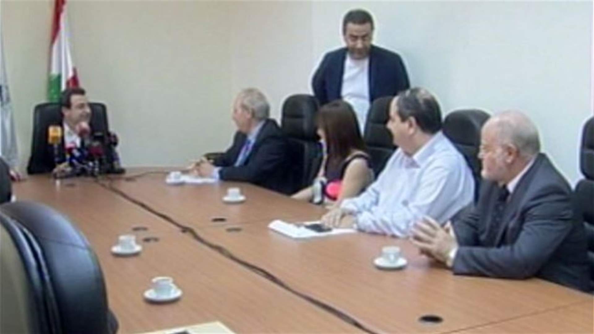 أبو فاعور: مستشفى رفيق الحريري يجب أن يبقى خارج حدود السياسة
