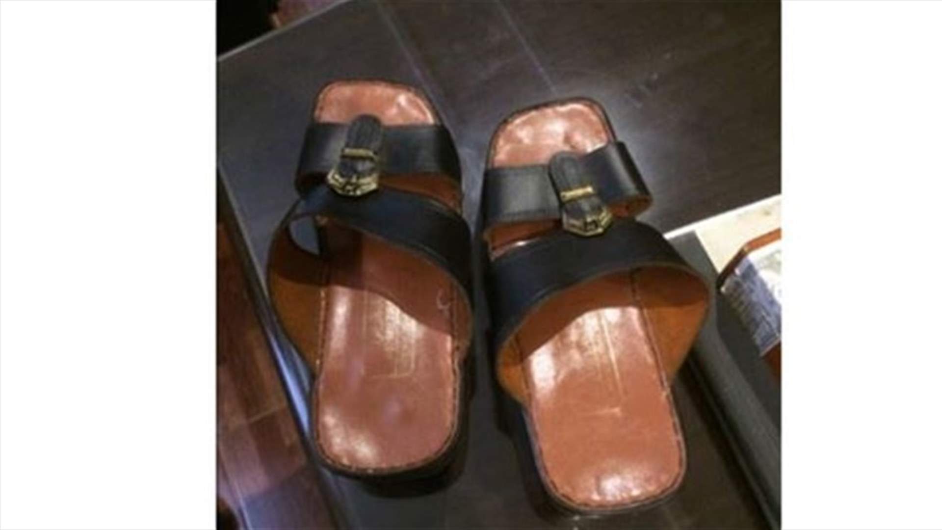 بالصور...حذاء يساوي آلاف الدولارات في سجن جبيل!!
