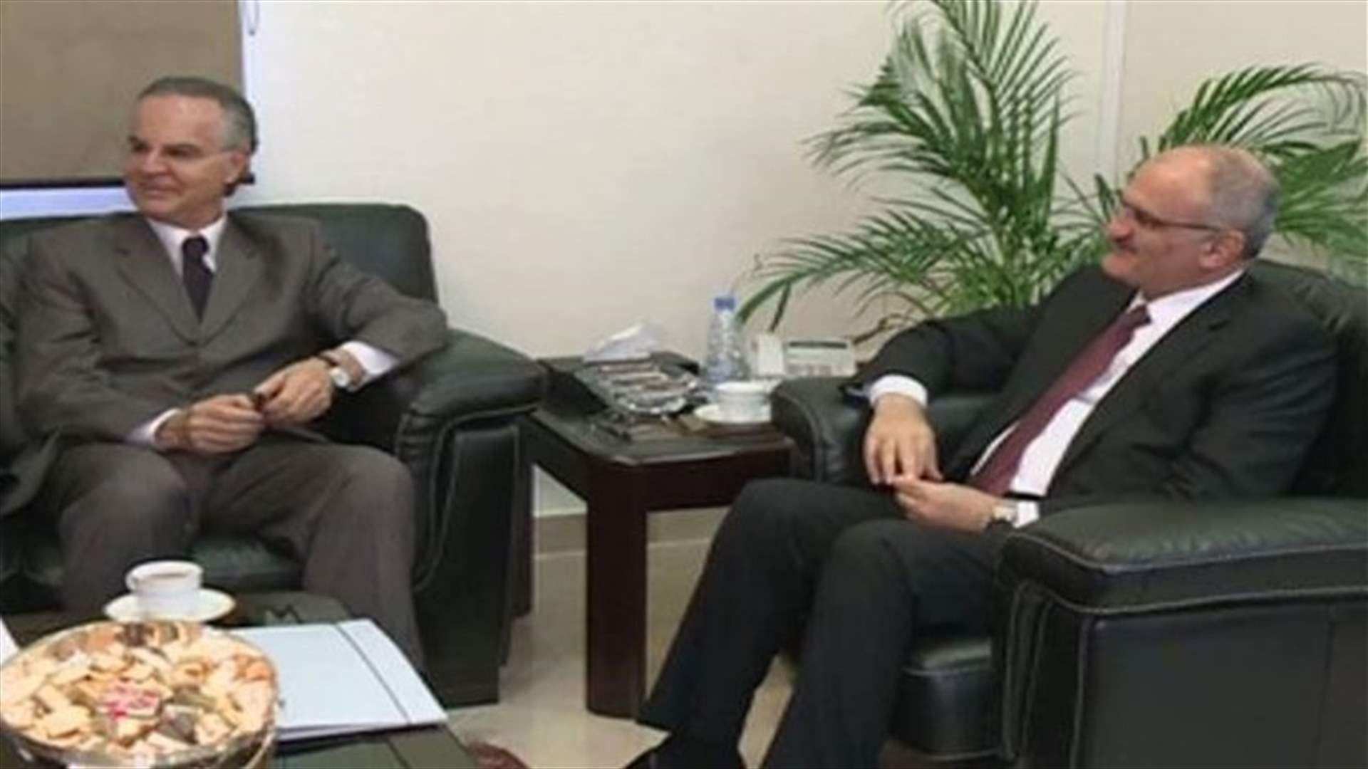 اتفاق بين عدوان وحسن خليل على عقد اجتماع للجنة سلسلة