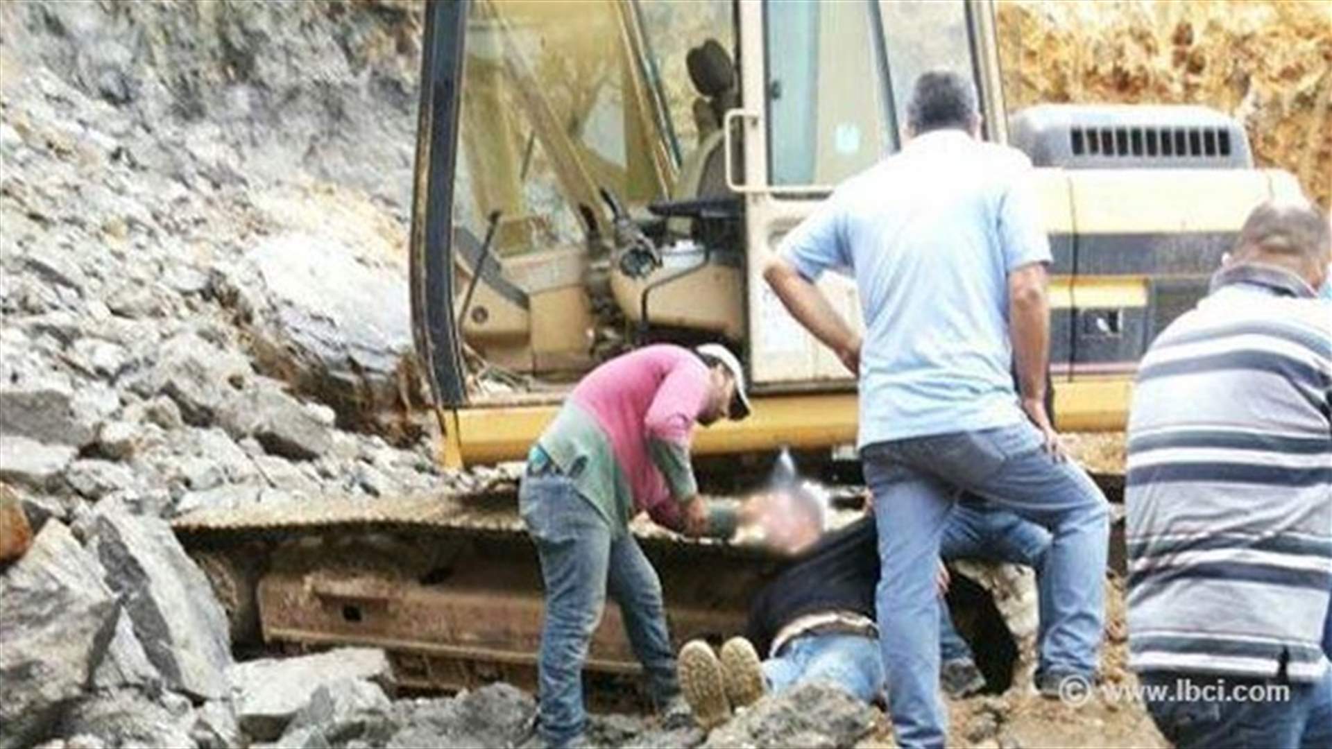 وفاة مواطن اثناء عمله على جرافة