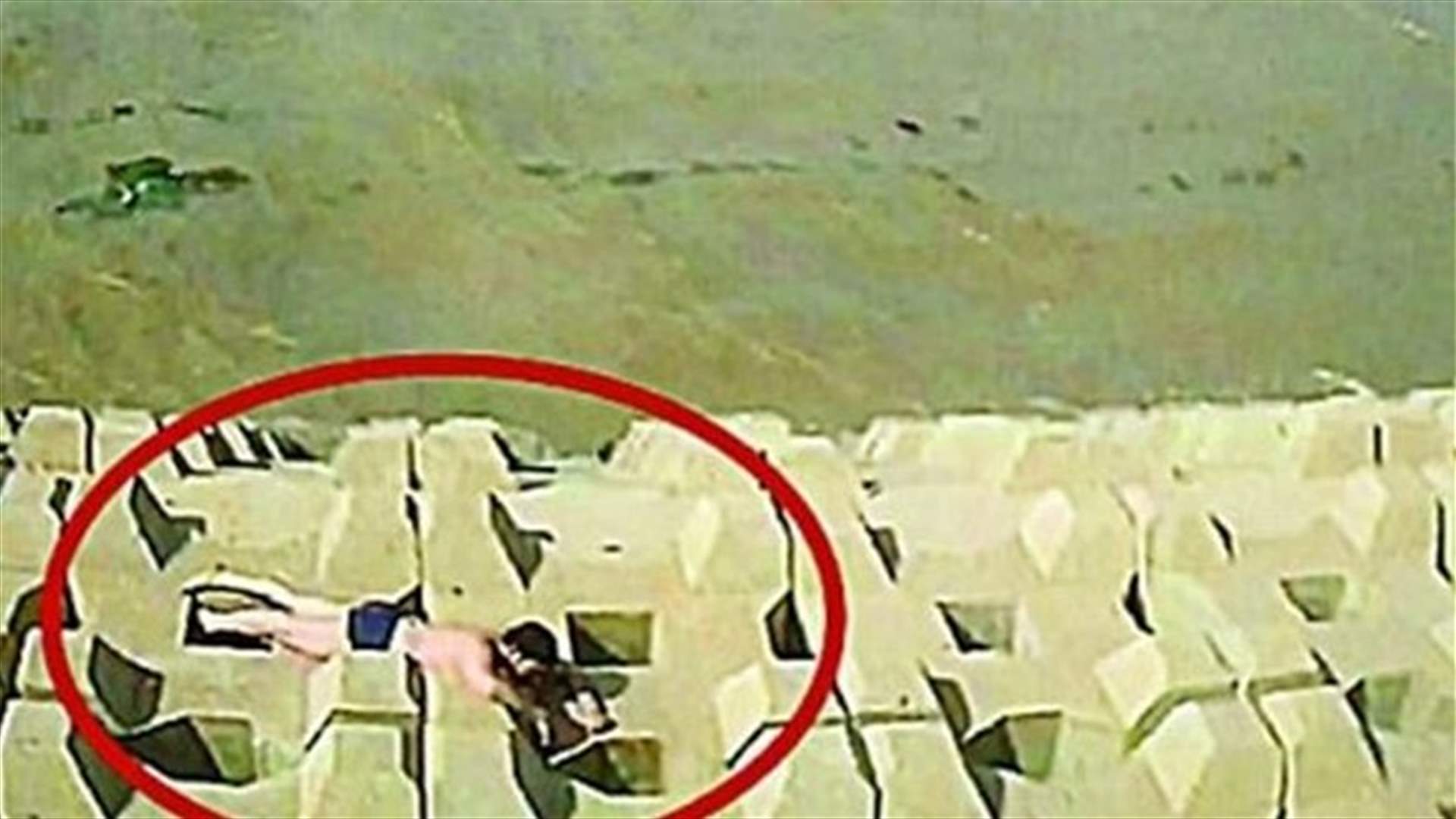 أنقذوه من الموت في عرض المحيط... فاستعبدوه طوال 3 سنوات