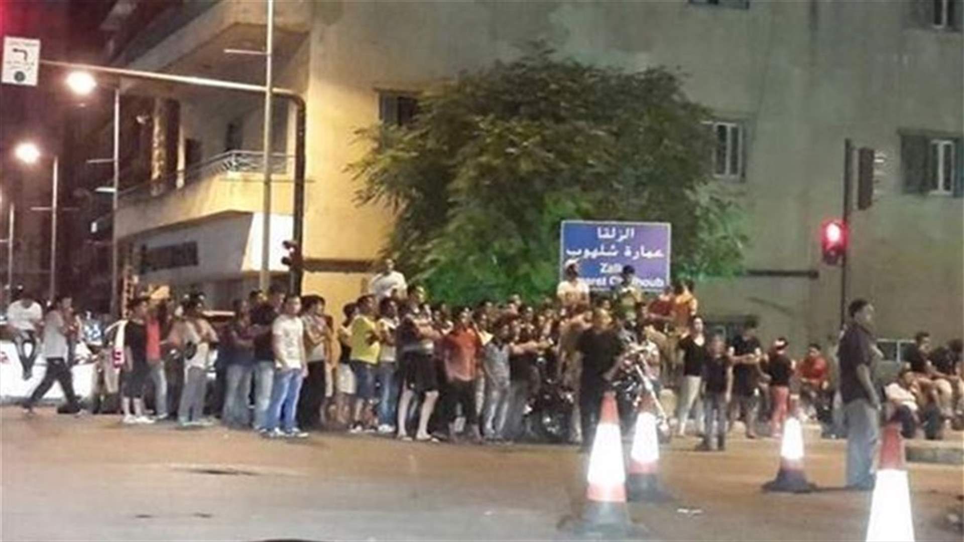 في لبنان... مواطنون يشاهدون المونديال "بالسرقة"