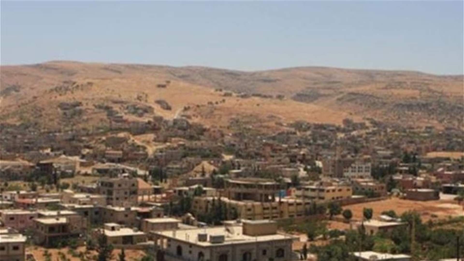 قصف عنيف على بلدة الطفيل