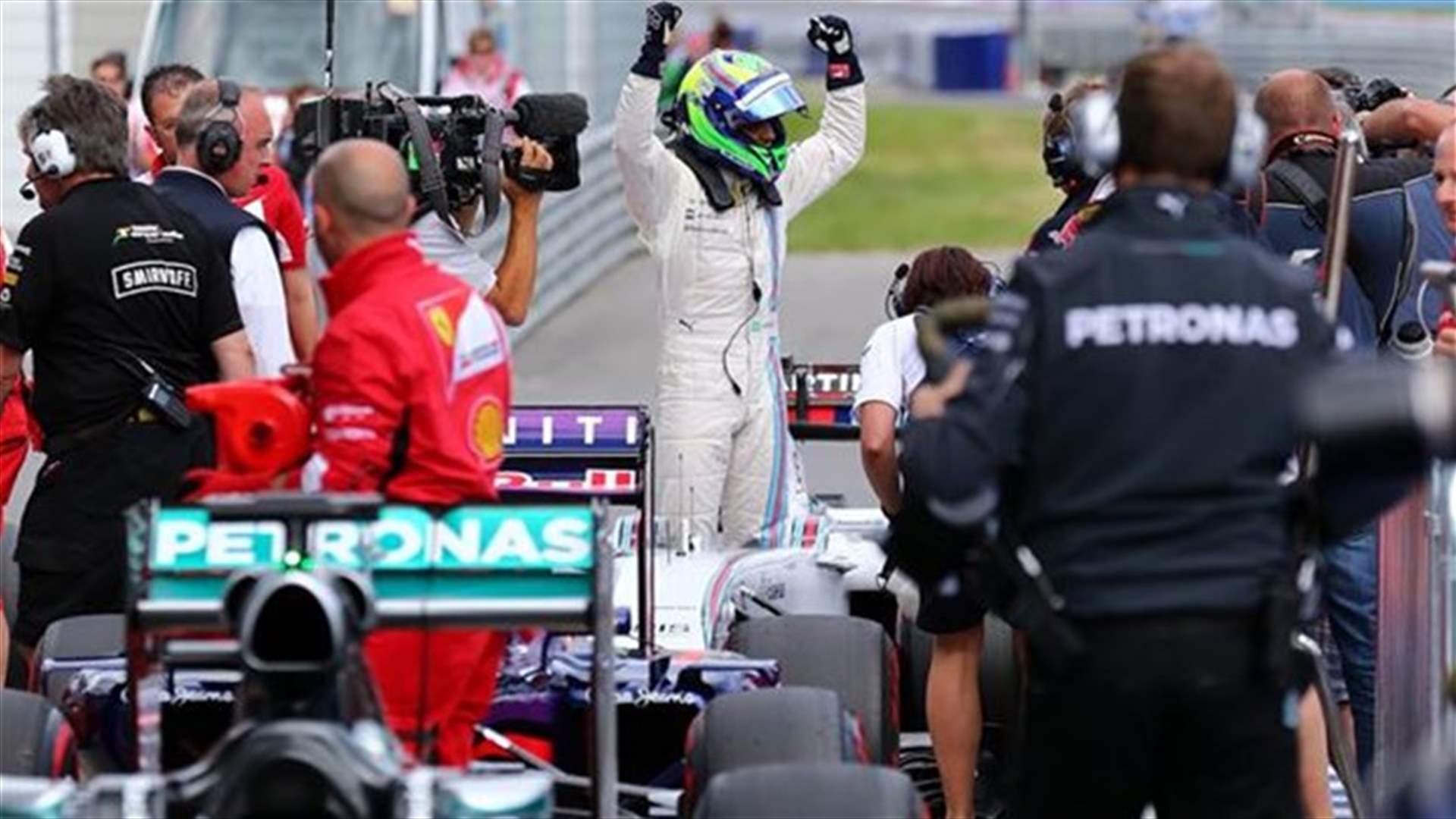 Williams' Massa takes pole for Austrian GP