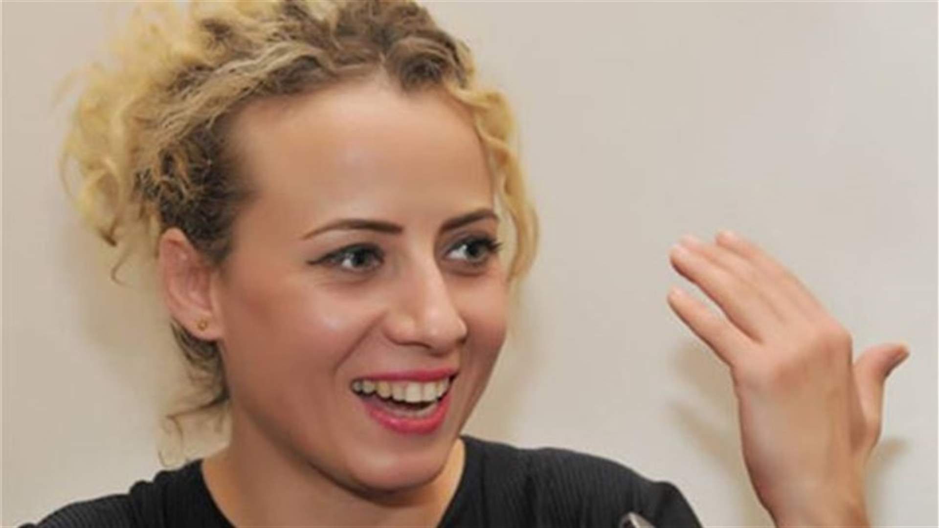 Syrian actress Suzanne Salman killed by mortar shell in Damascus 