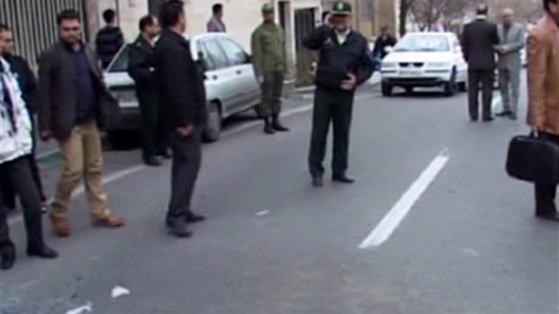 Bomb kills official at Iran nuke facility           