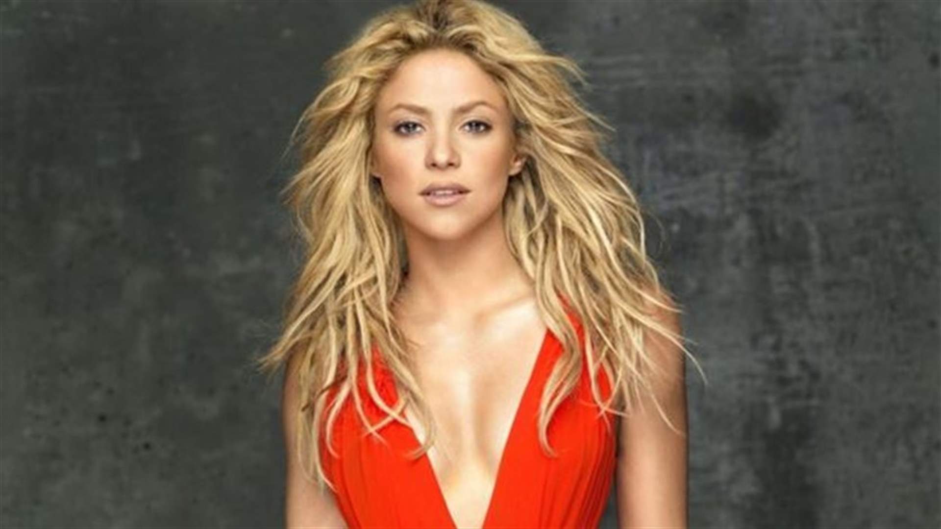 Shakira shakes her way to Brazil for World Cup closing show