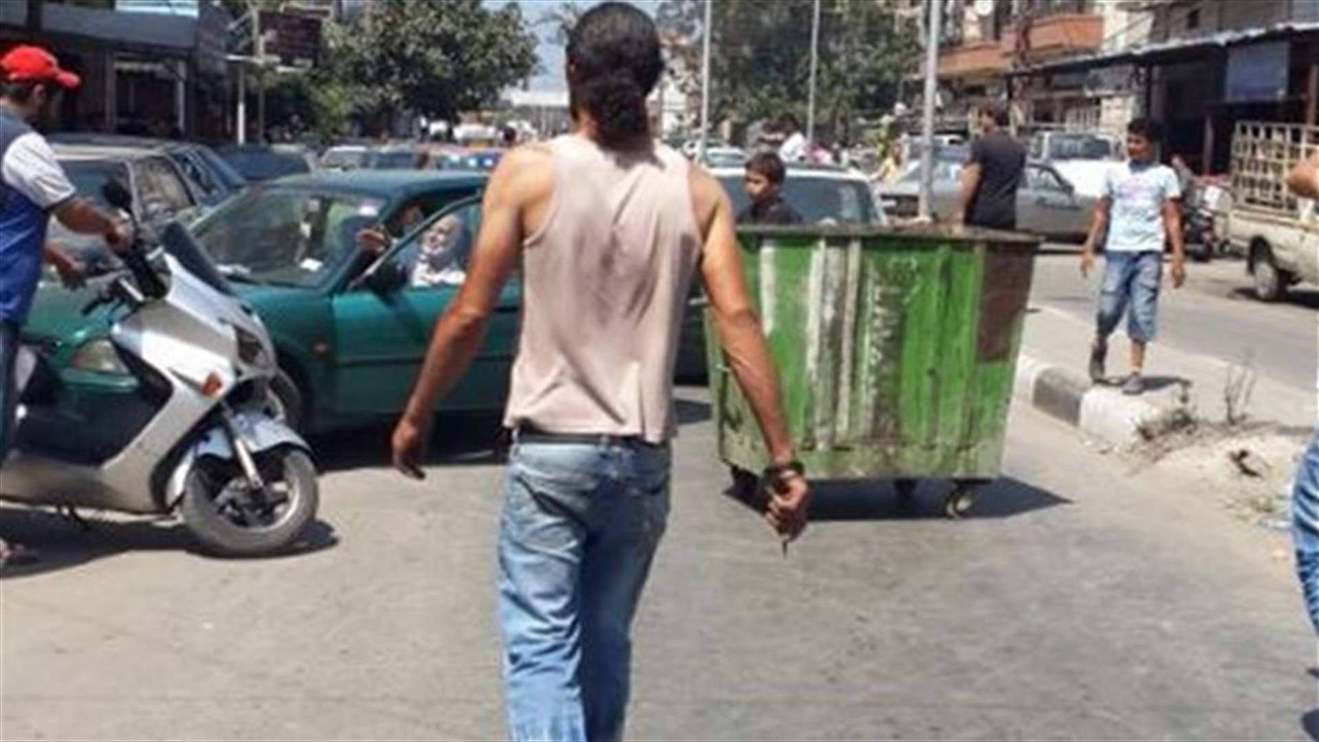قطع الطريق في شارع سوريا