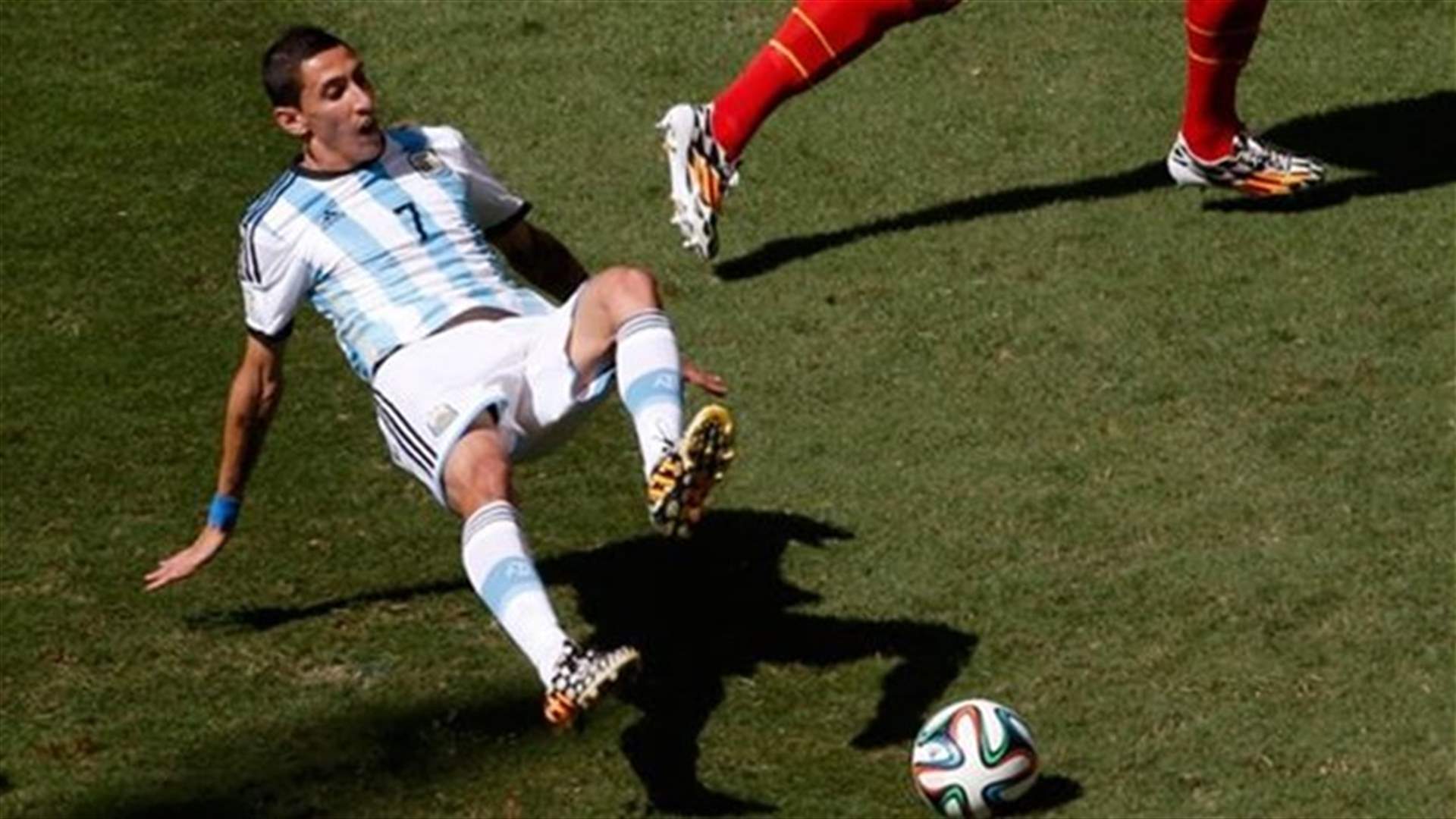 Soccer-Di Maria ruled out, Brazil try to get Thiago Silva back