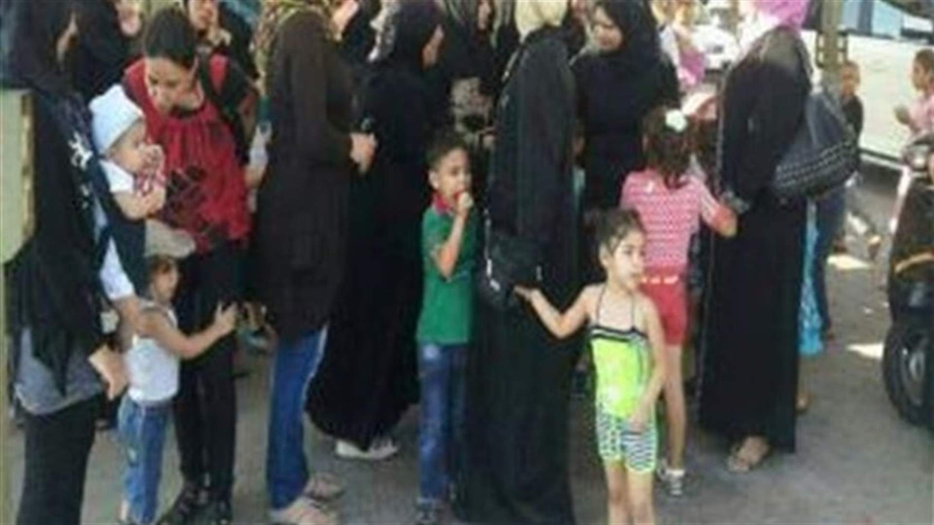 مسيرة بطرابلس للمطالبة بالافراج عن الموقوفين في سجن رومية 
