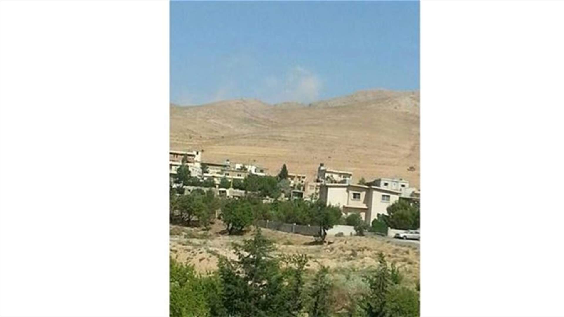 سقوط صاروخ بين العين والفاكهة 
