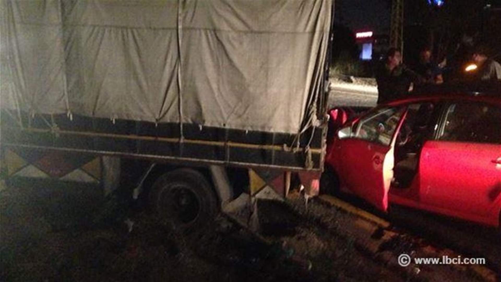 زحمة سير اثر حادث قرب ثكنة الجيش في طبرجا