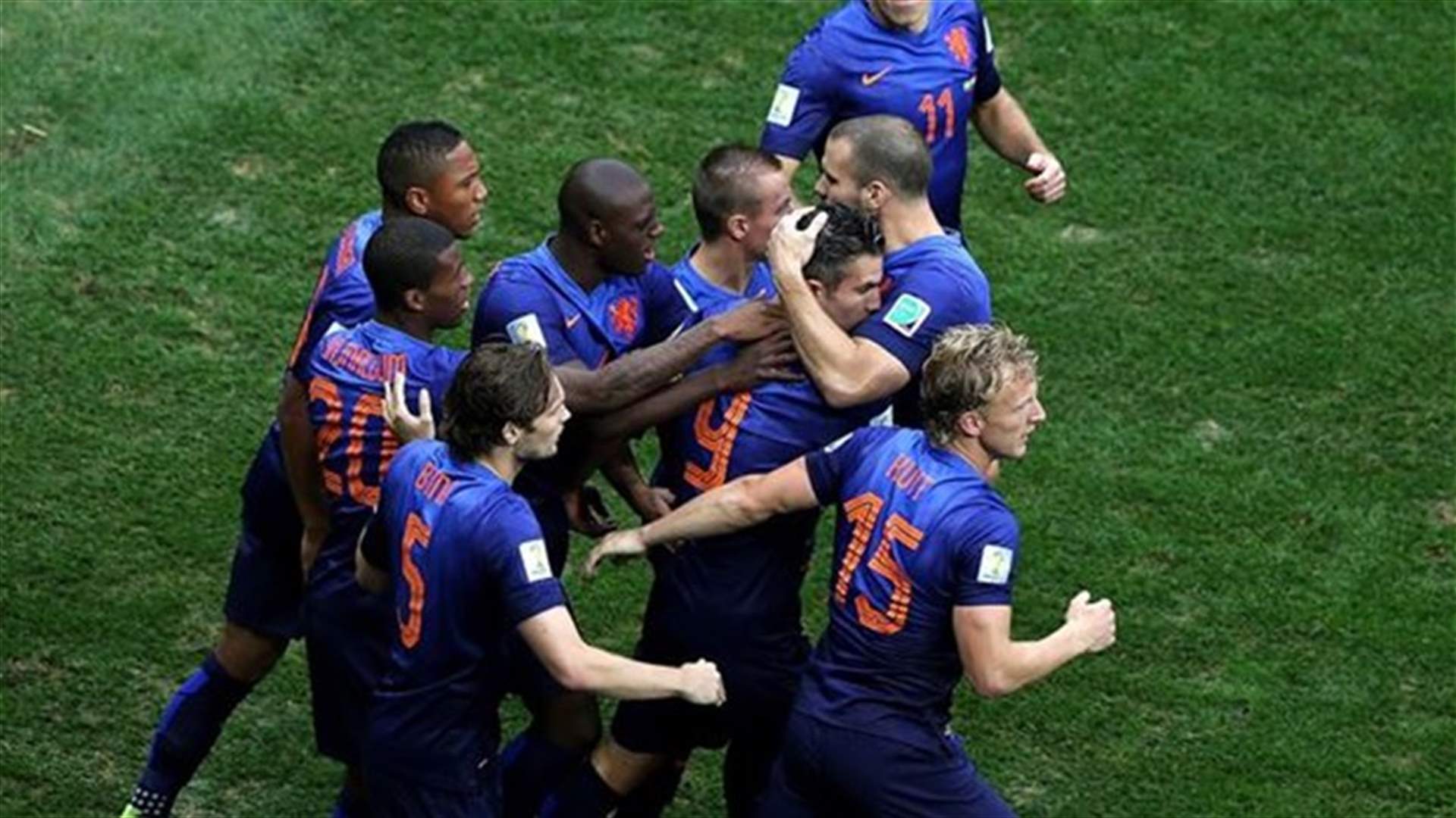 Brazil undone by poor defending, Dutch take third