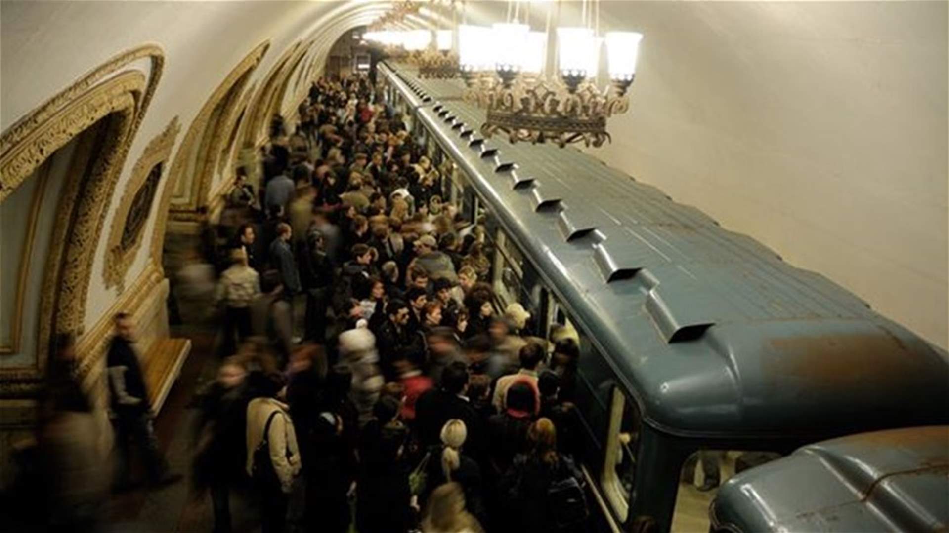 People still trapped underground after Moscow metro crash