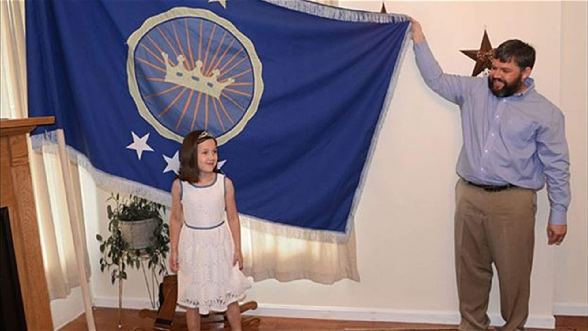 Man claims kingdom so daughter can be princess
