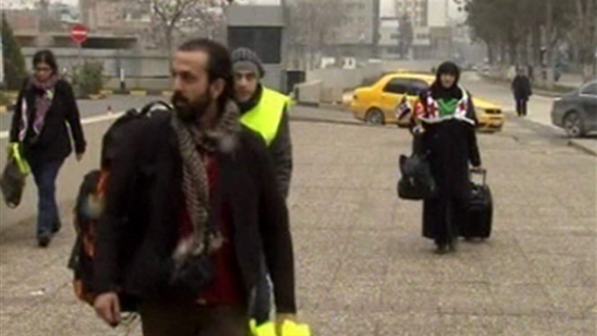 Turkey turns away opposition convoy headed for Syria