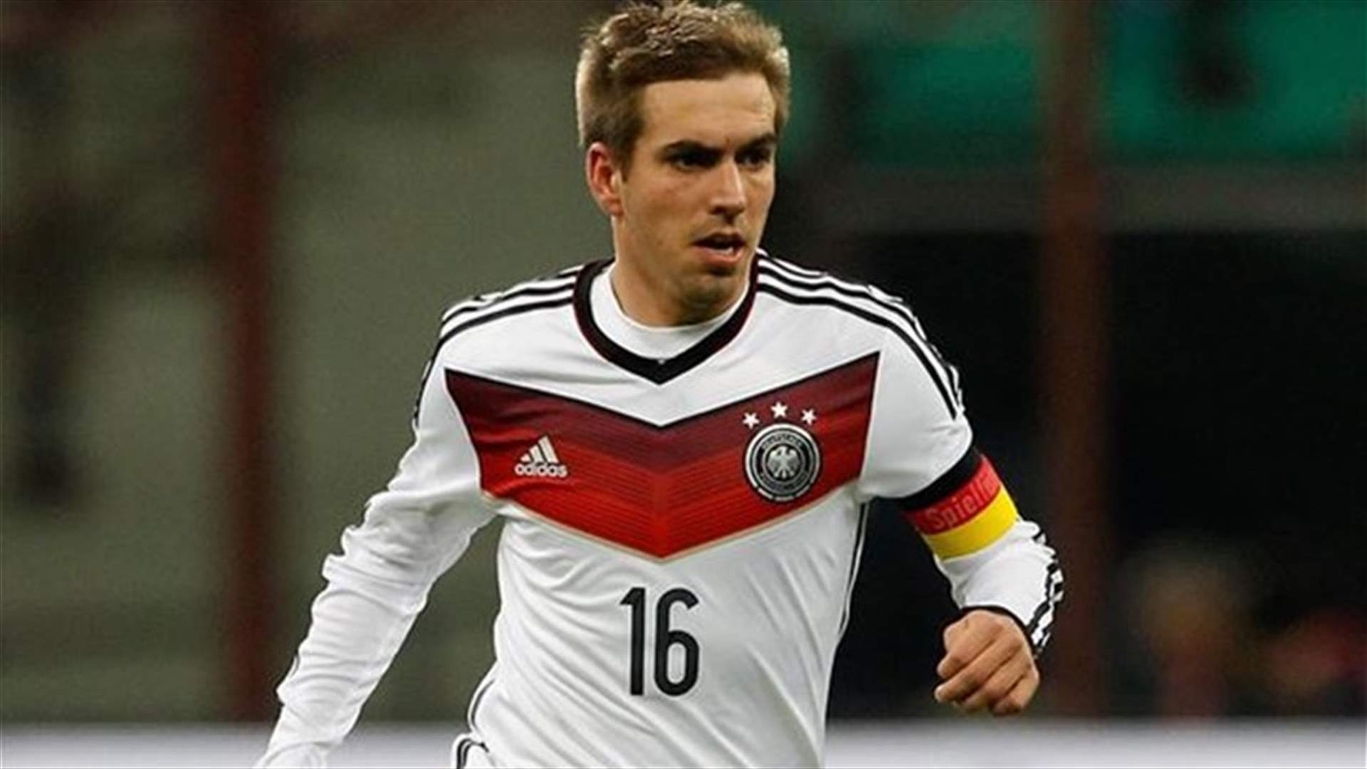 Germany Captain Lahm surprises fans and officials by quitting international soccer