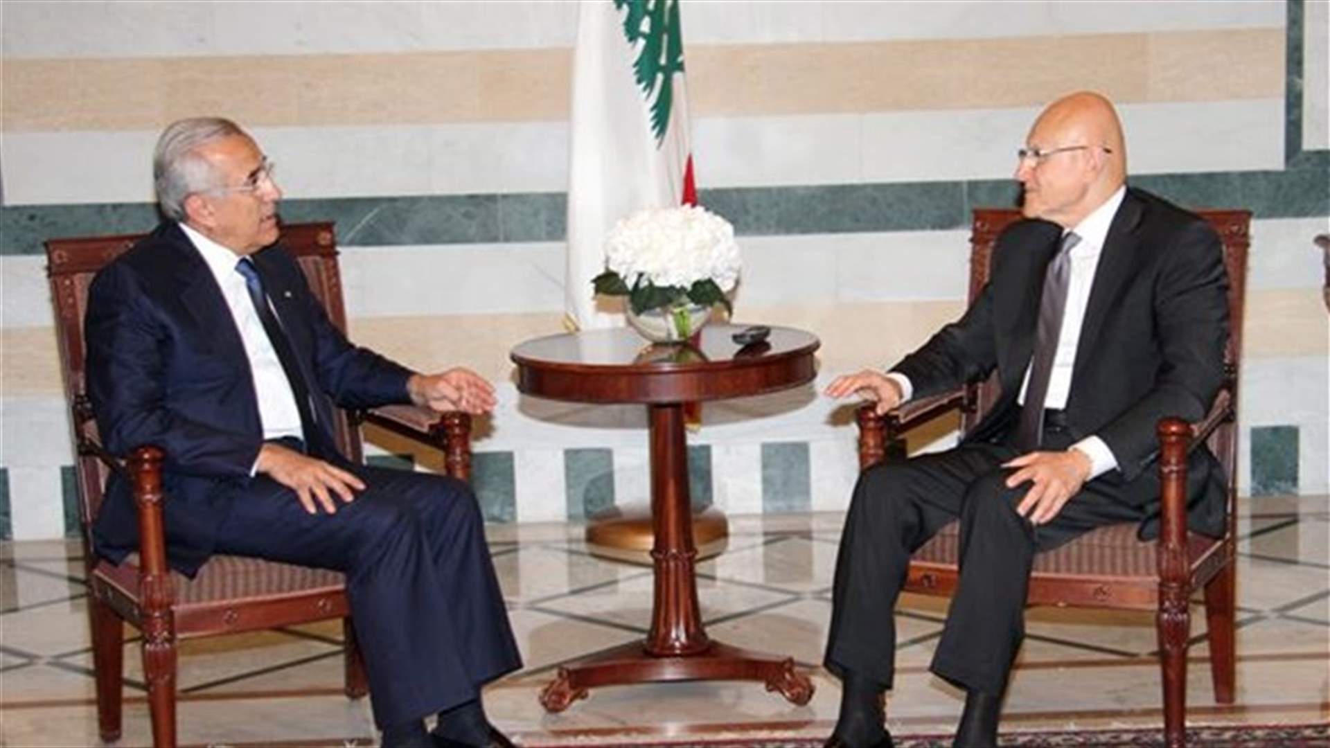 سليمان: تبادل المعلومات بين الأجهزة يضمن إحباط عمليات الإرهاب