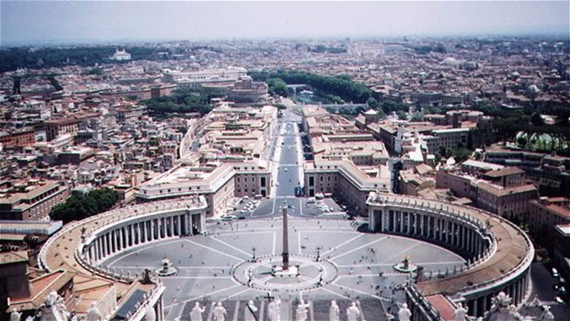 الفاتيكان يستطلع الفرص الرئاسية.. ولا يبادر