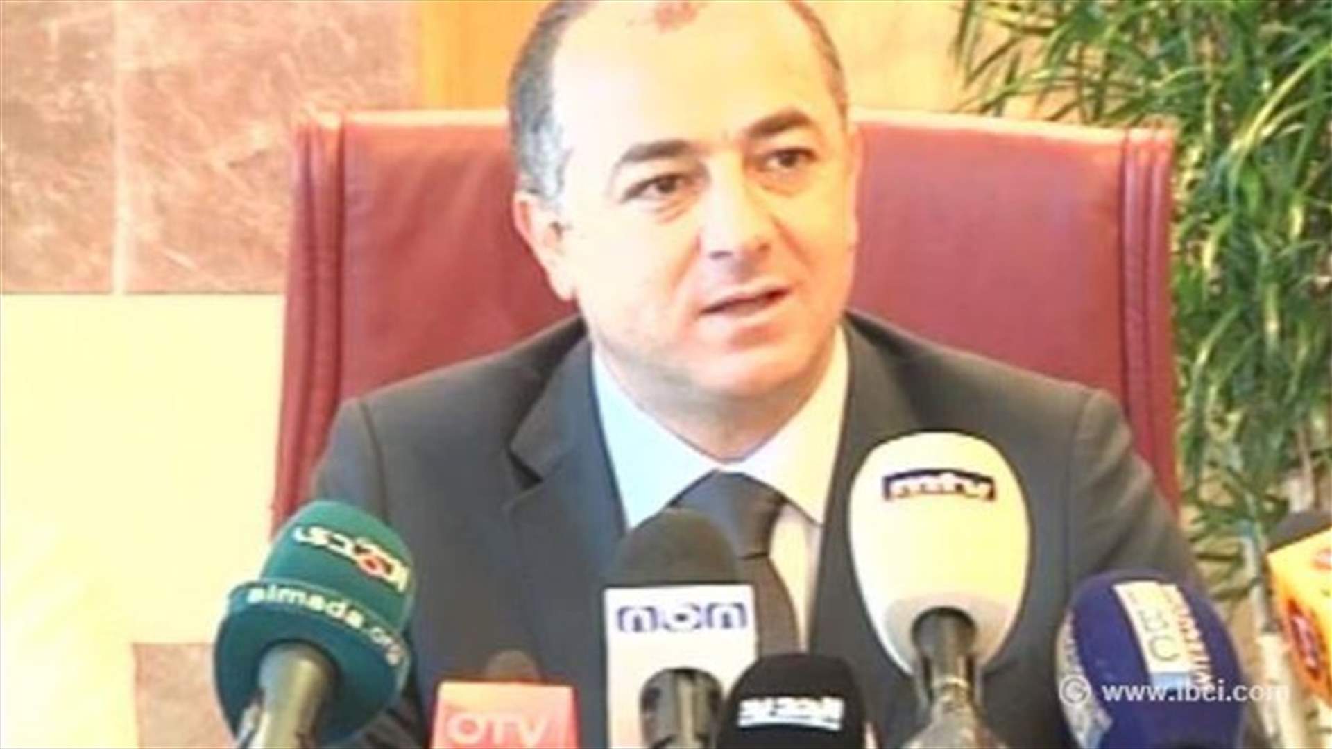 Bou Saab expresses hope that parliament discuss pay scale dossier 