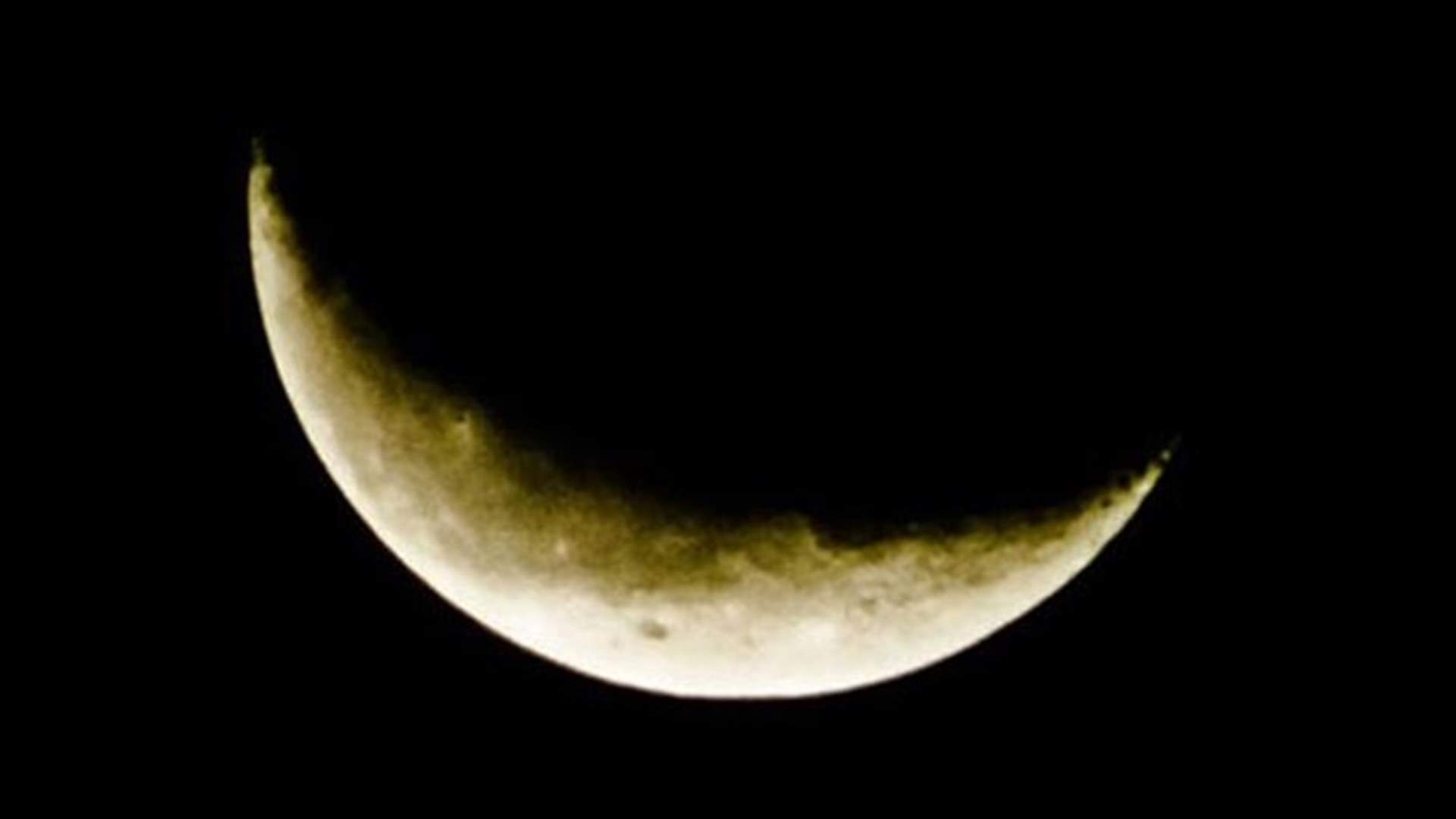 الاثنين عيد الفطر في العديد من الدول العربية
