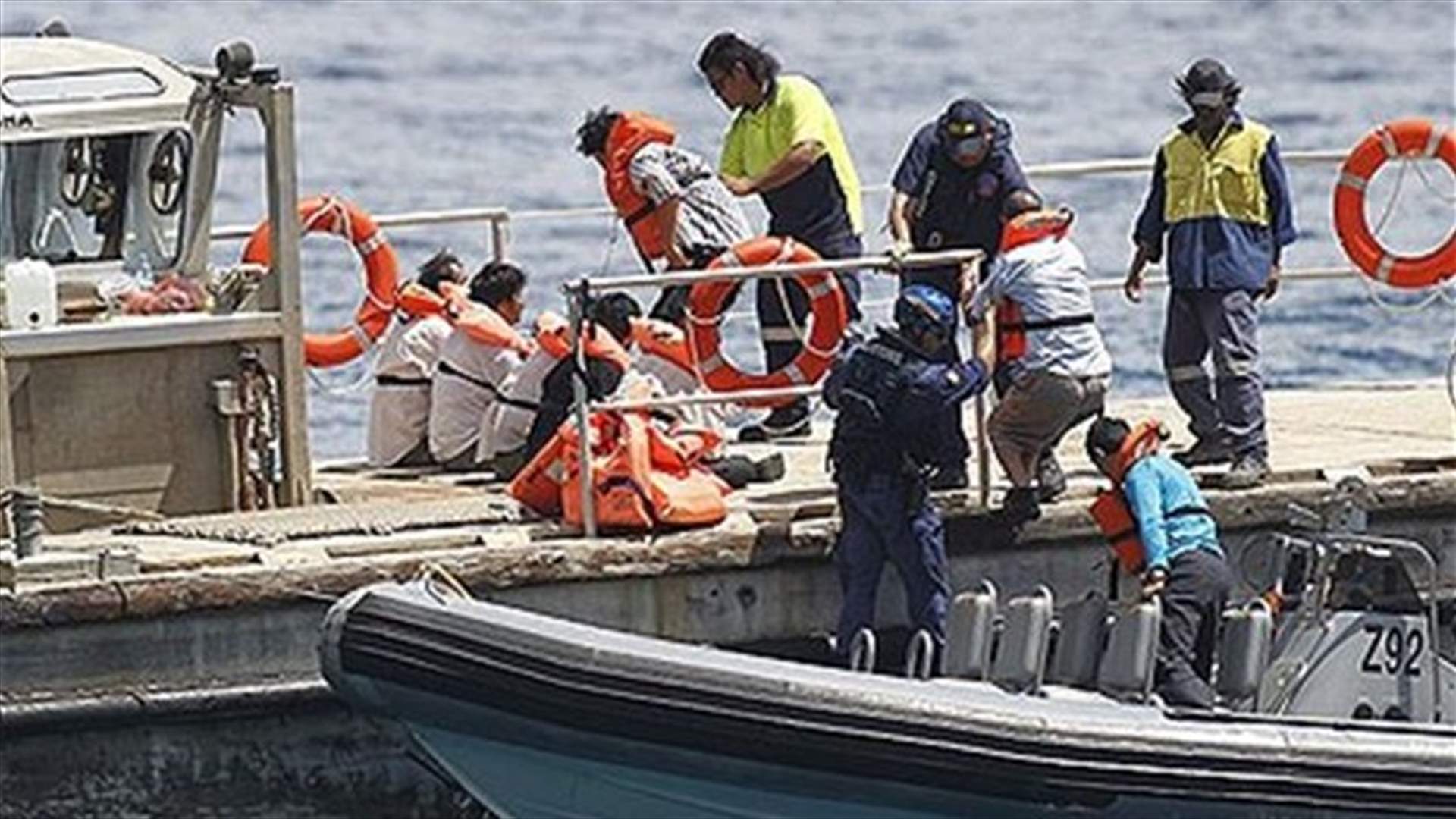 Australian asylum seeker policy is "child abuse"-religious leaders