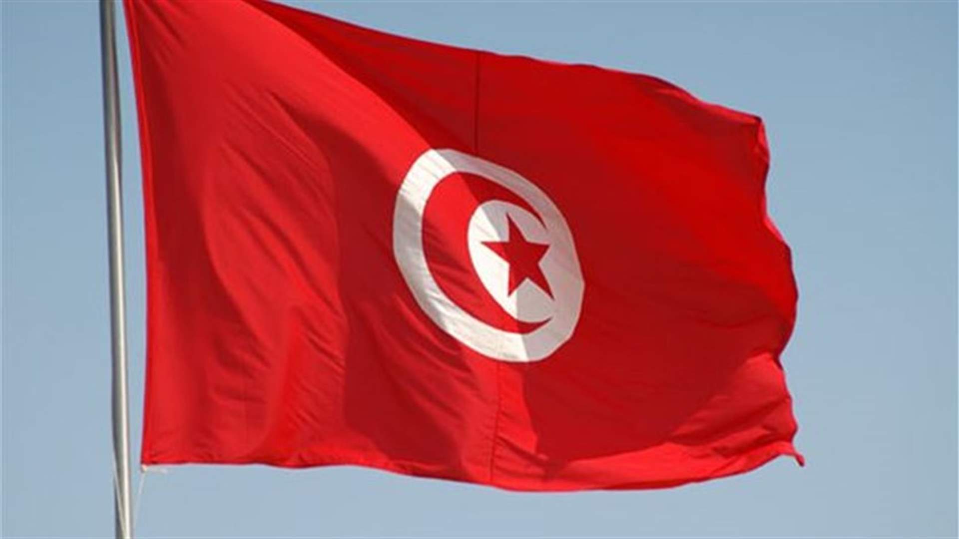 مقتل مدني عن طريق الخطأ في تونس   