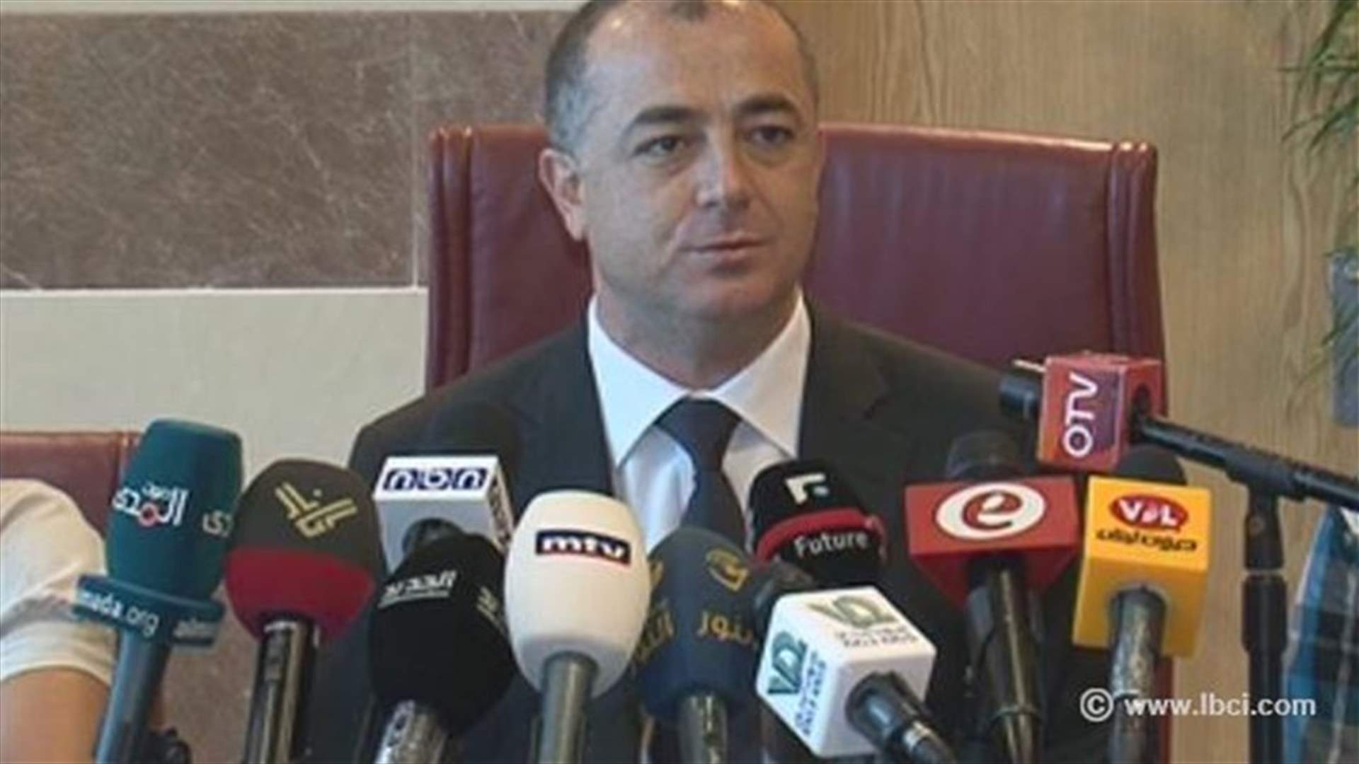 Minister Bou Saab says will issue certificates for students who sat for official exams, will freeze decision for 48 hours