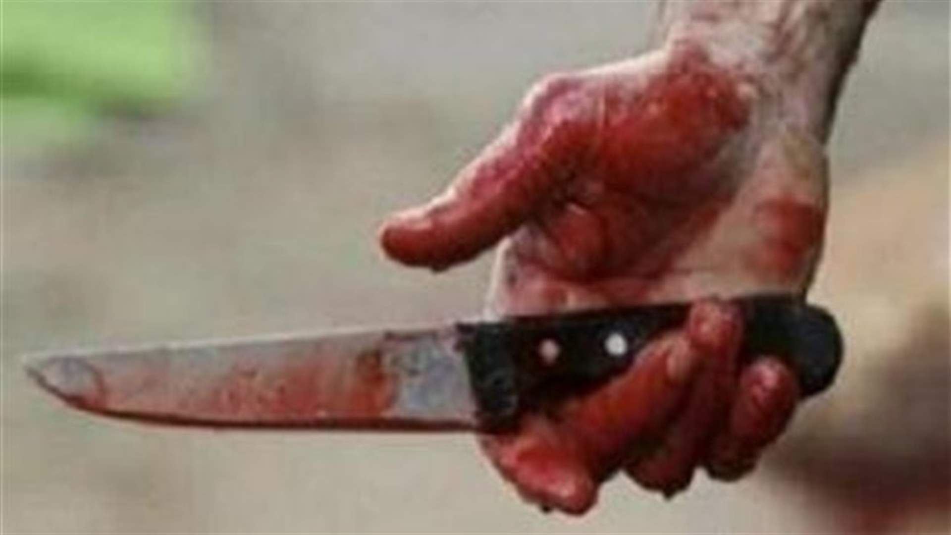 طعن شاب بسكين في ظهره قرب ميناء صور