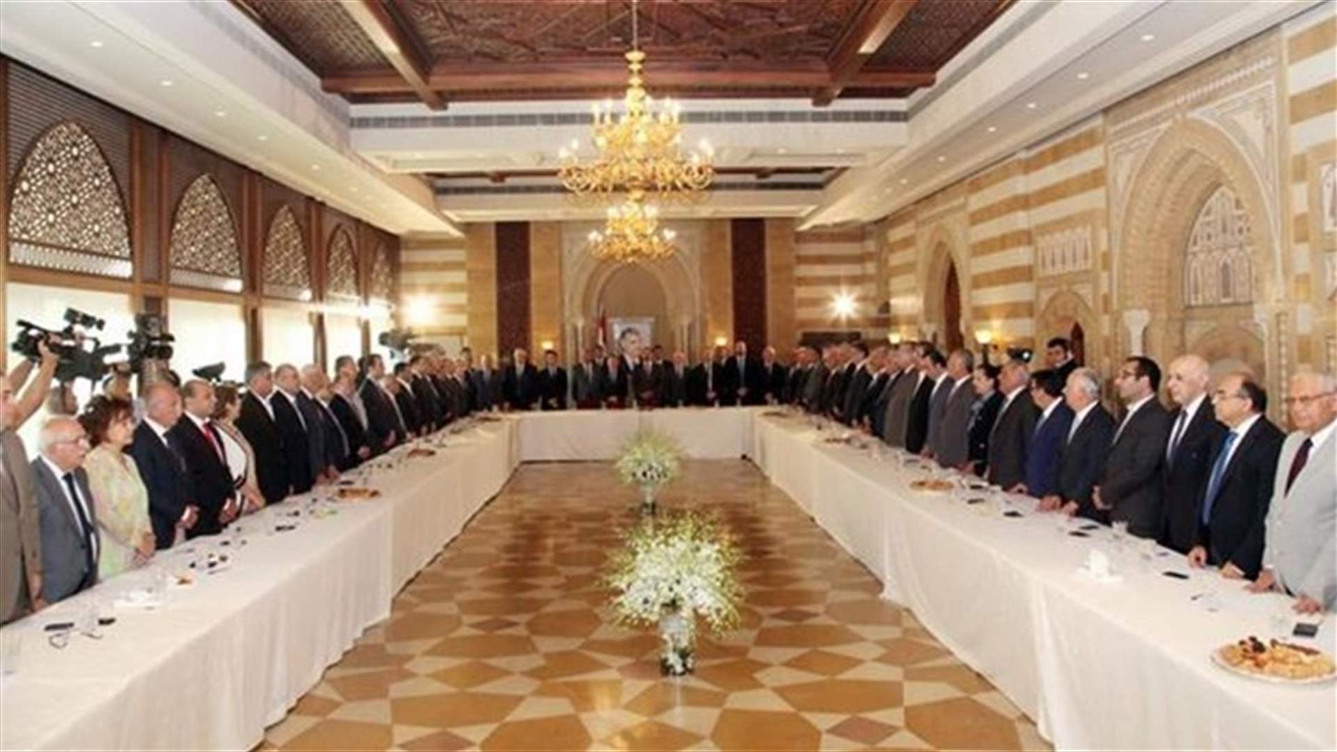 الحريري باجتماع موسع لتيار المستقبل : خطر الارهاب جدي ومصيري