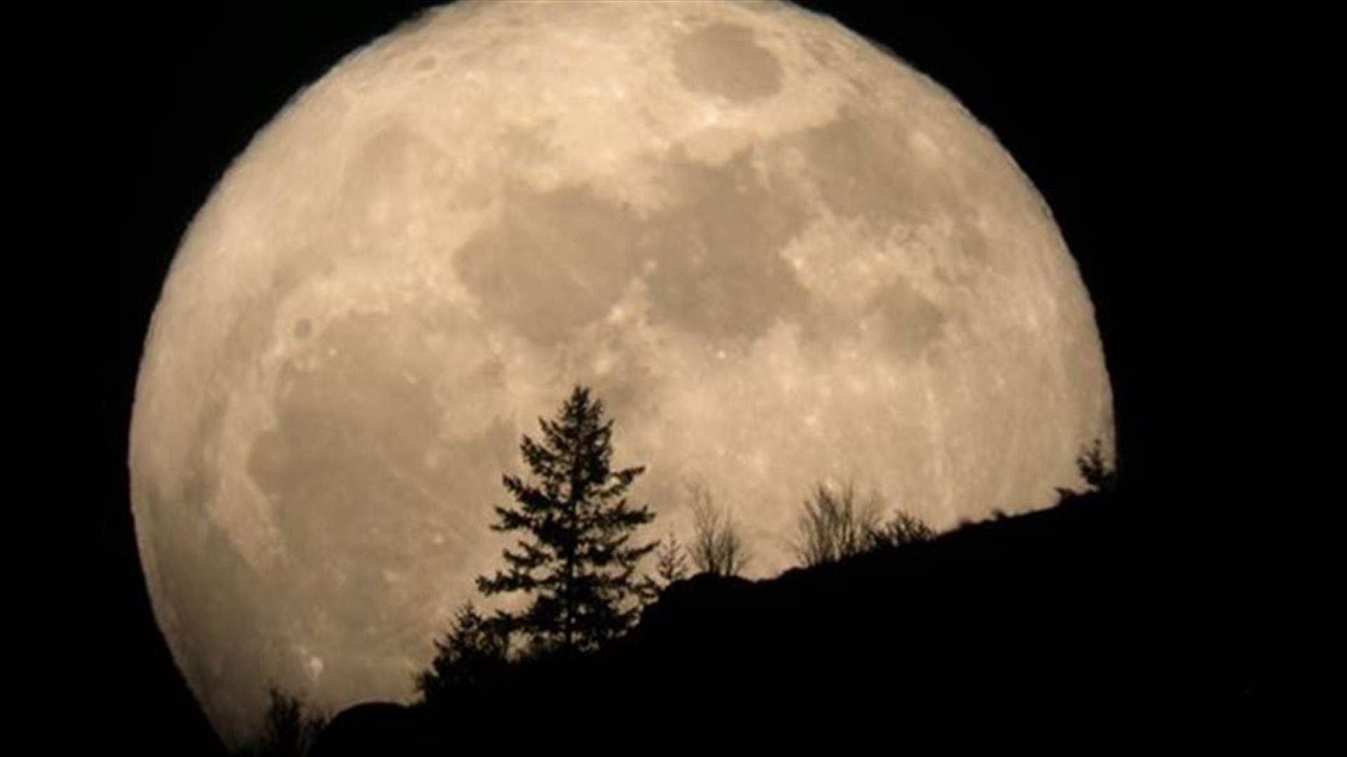 "Supermoon" shines across night sky