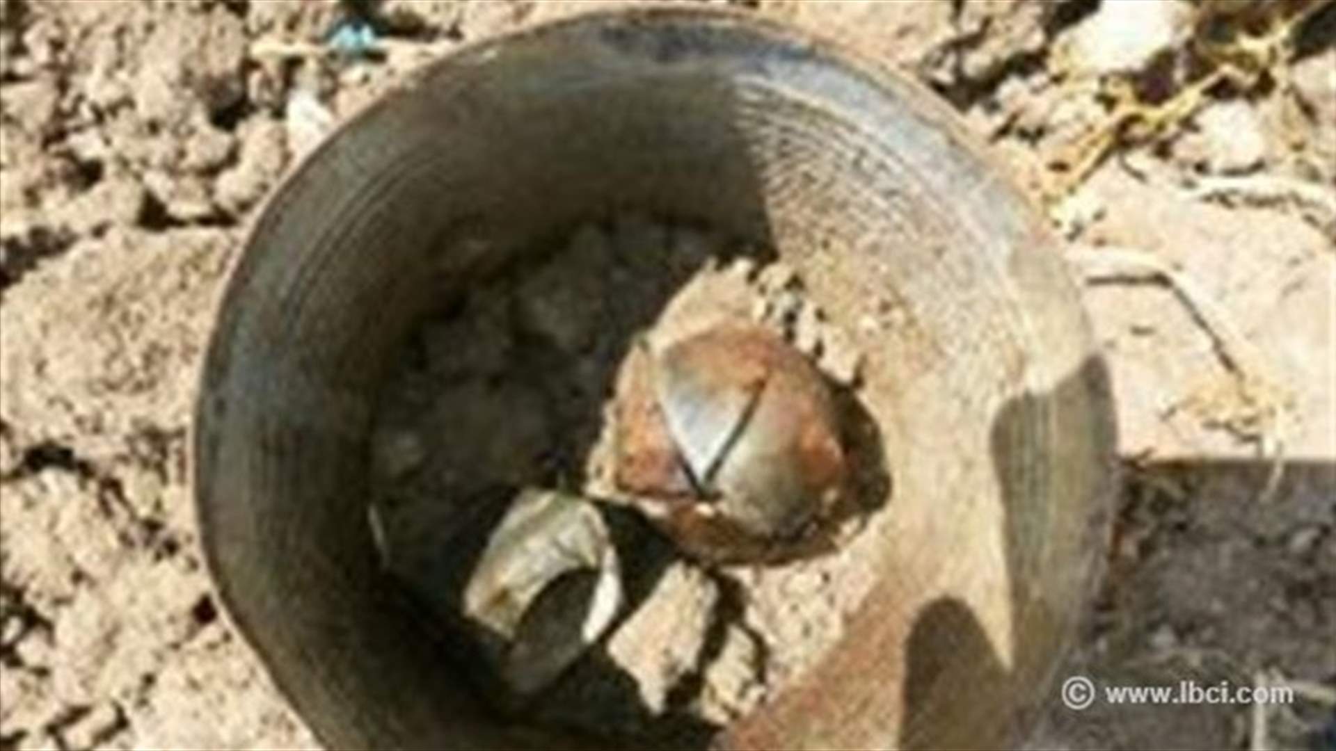 العثورعلى قنبلتين يدويتين بصور