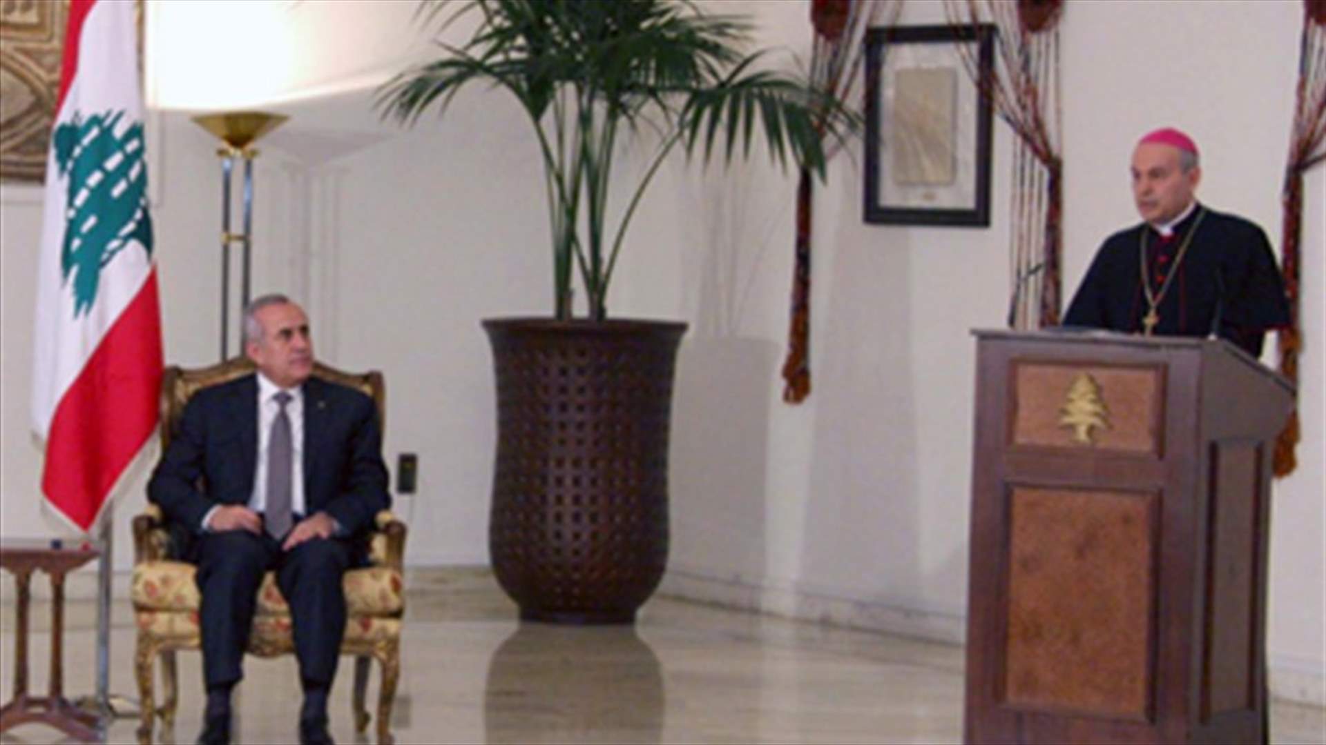 سليمان : نرى مصلحة قومية بنجاح المبادرة العربية حول سوريا
