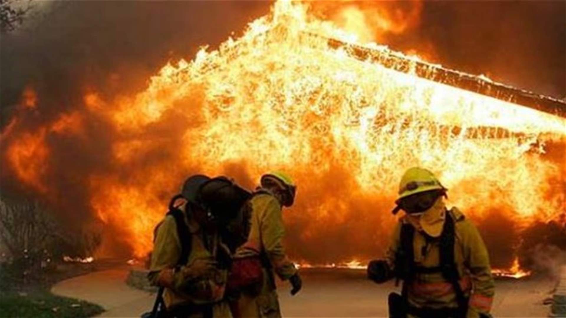 13,000 evacuation calls in California wildfire