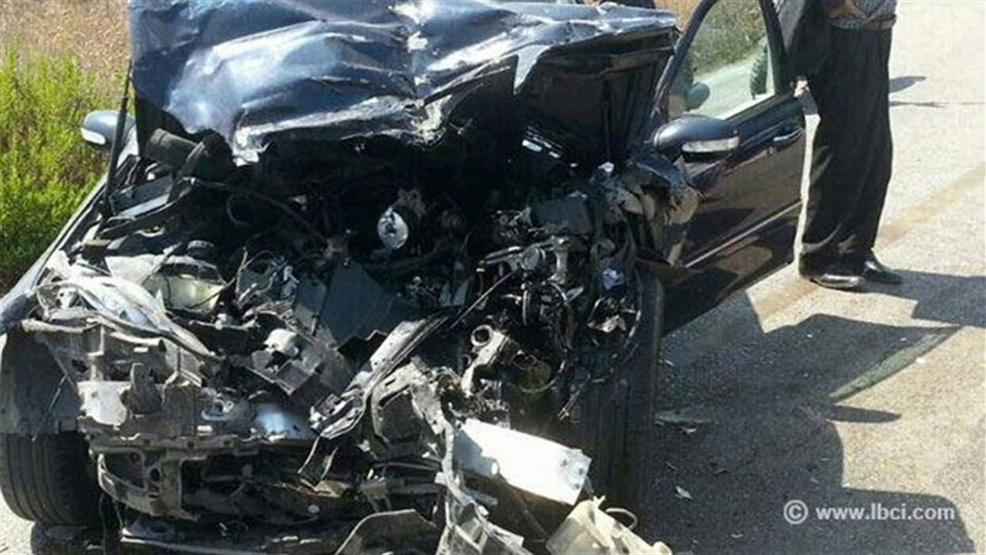 بالصور - جريح بحادث سير مروع في عكار