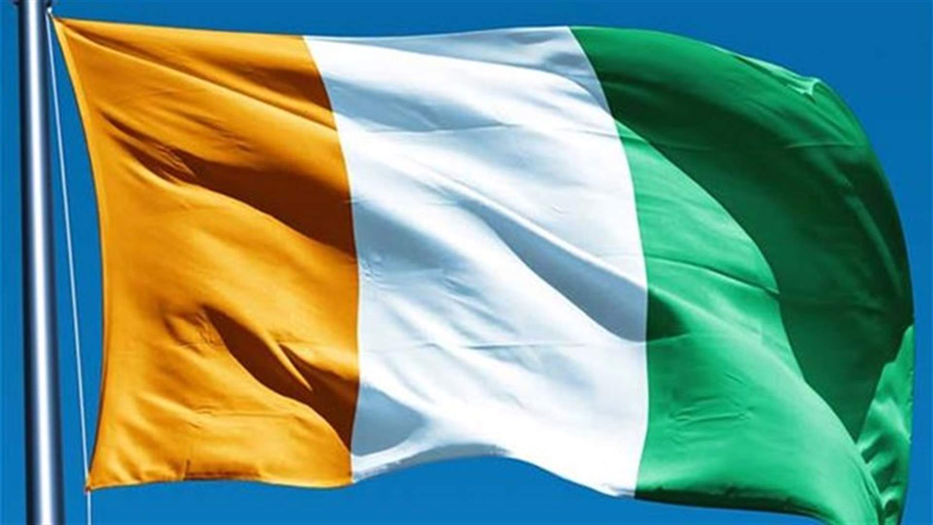 Ivory Coast shuts borders with Liberia, Guinea over Ebola threat