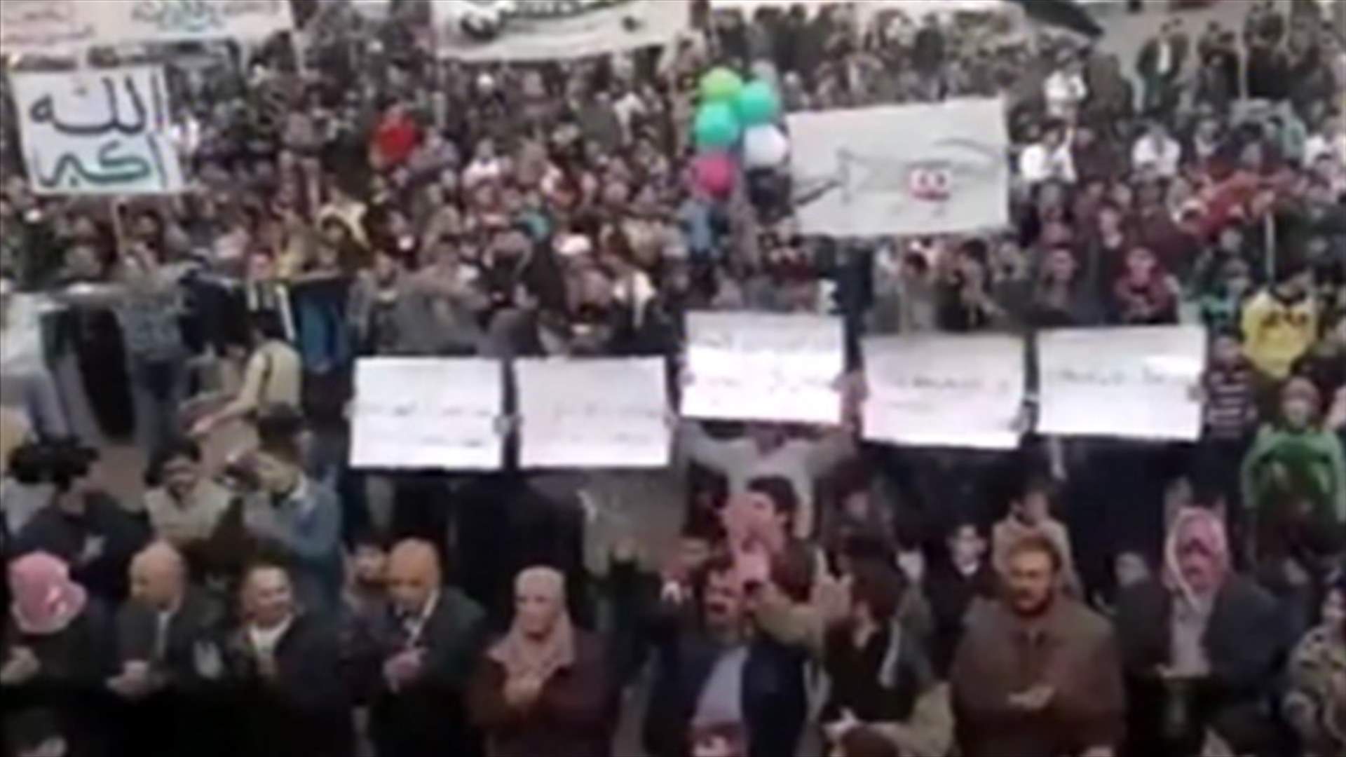 مشروع عقوبات اوروبية جديدة ضد النظام السوري ووفد من المجلس الوطني الى القاهرة اليوم