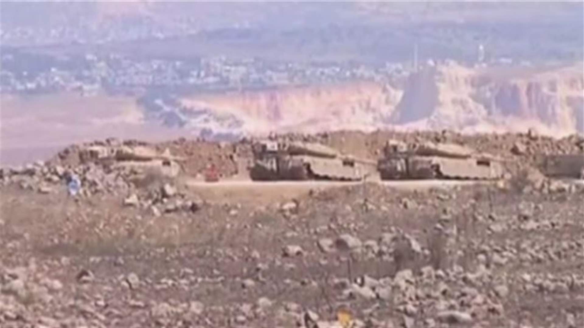 اسرائيل تحمل النظام السوري مسؤولية اطلاق صواريخ على الجولان 