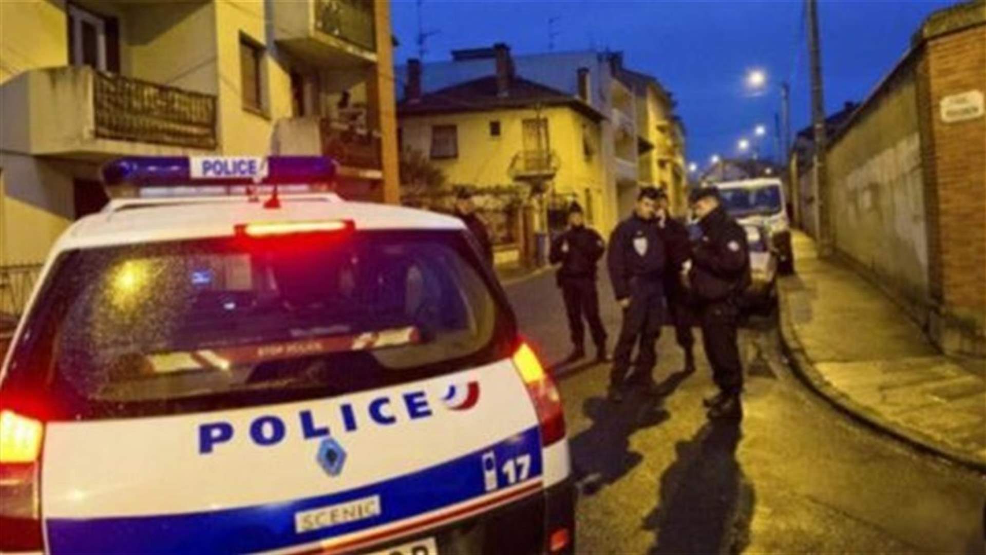 الحياة: فرنسا تحتجز شخصاً من الفريق الانتحاري في بيروت