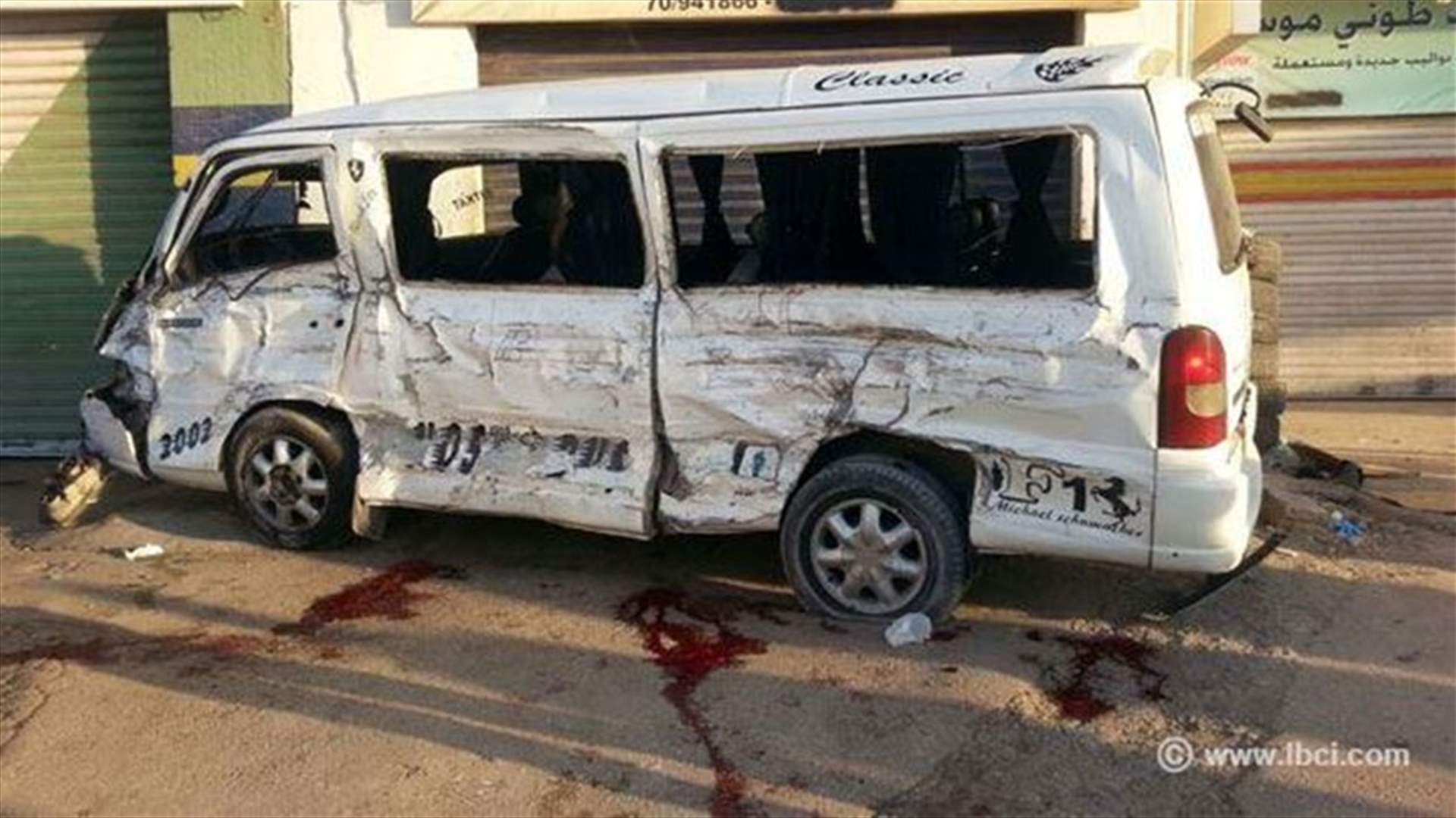 مقتل 4 وجرح 4 بحادث تصادم في الفرزل 