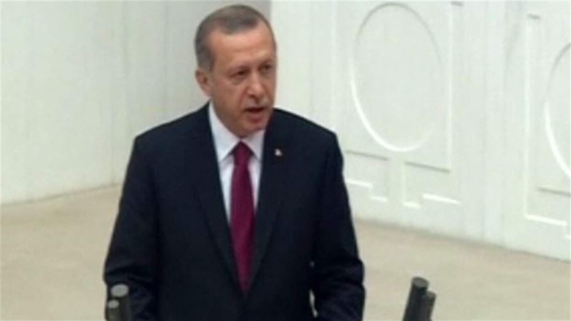 Turkish police fire teargas at protesters after Erdogan sworn in