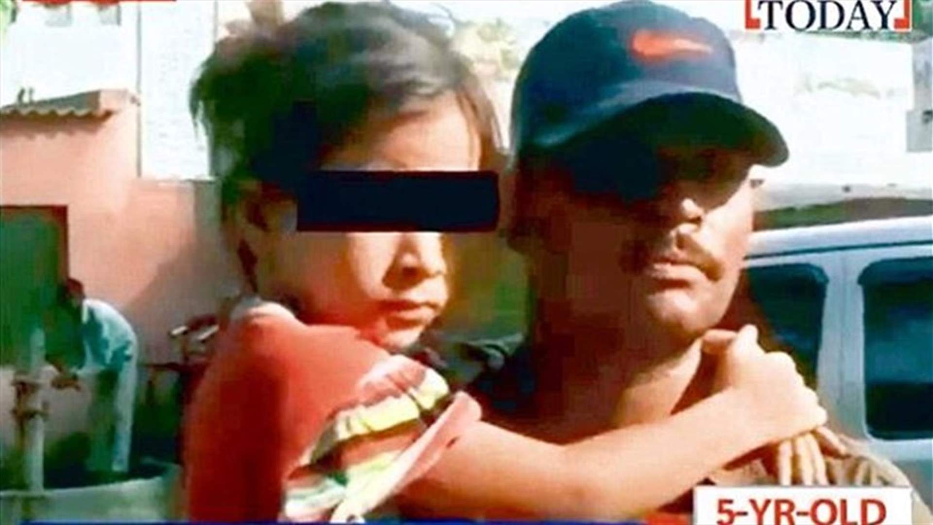 بالفيديو: طفلة دفنت حية...تخرج من القبر