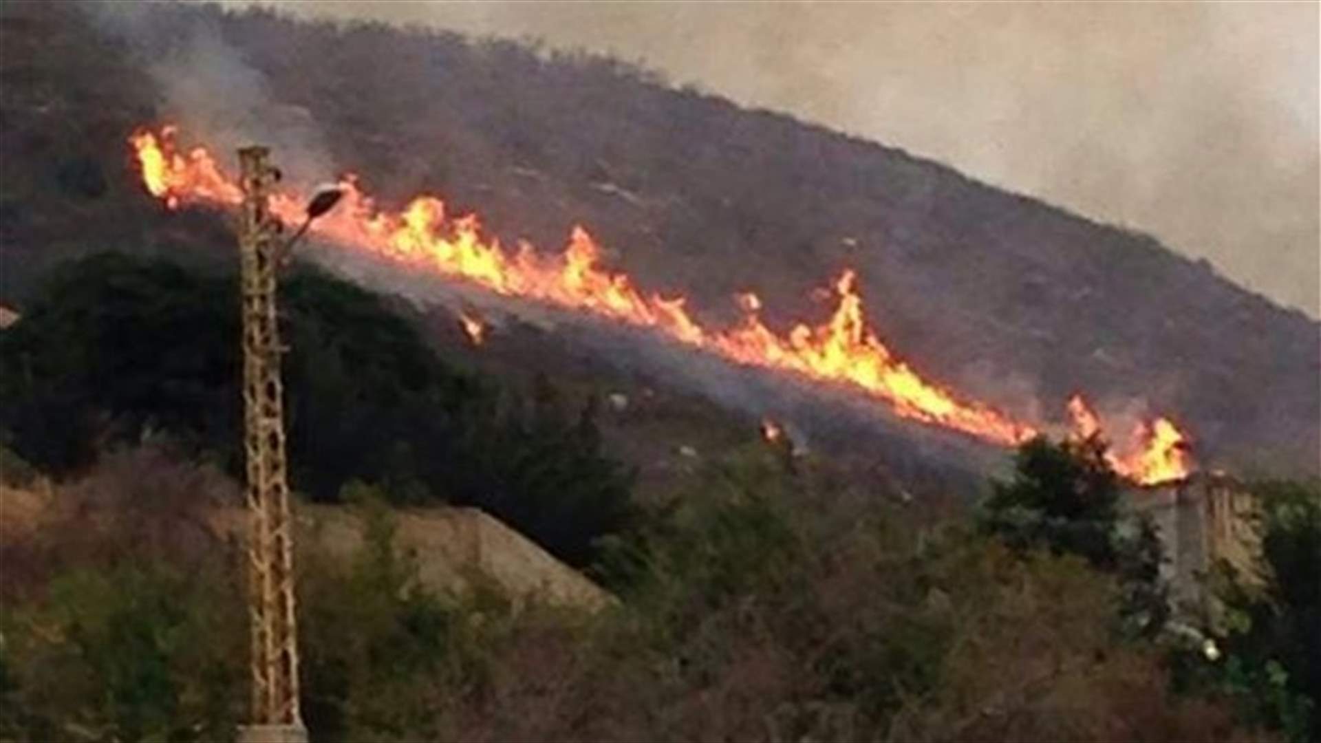 حريق كبير في خراج عيون الغزلان