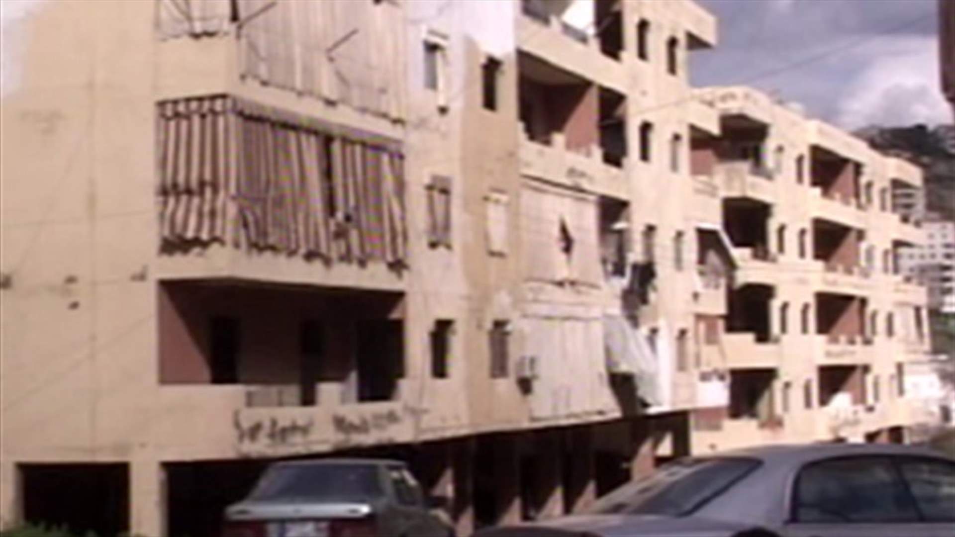 سبع وعشرون مبنى في الناعمة مهدد بالسقوط وسكانها ينتظرون البديل