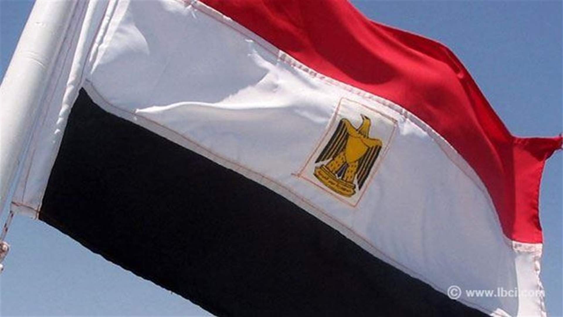 مقتل شرطي مصري في سيناء        