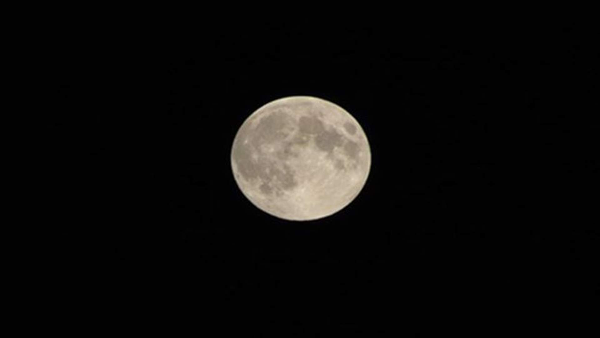 Lebanese Photographers Catch Super Harvest Moon On Camera