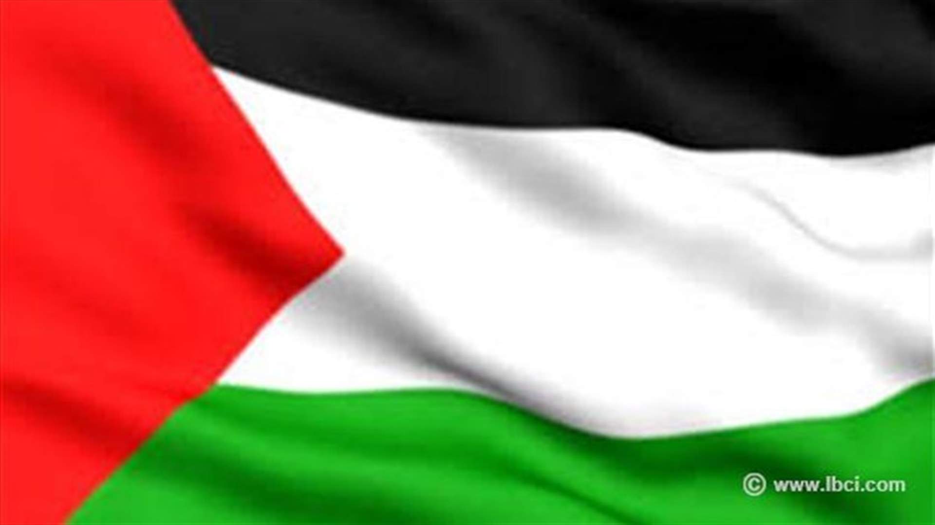 موظفو حكومة حماس بغزة يتلقون دفعة من رواتبهم المتاخرة منذ شهور